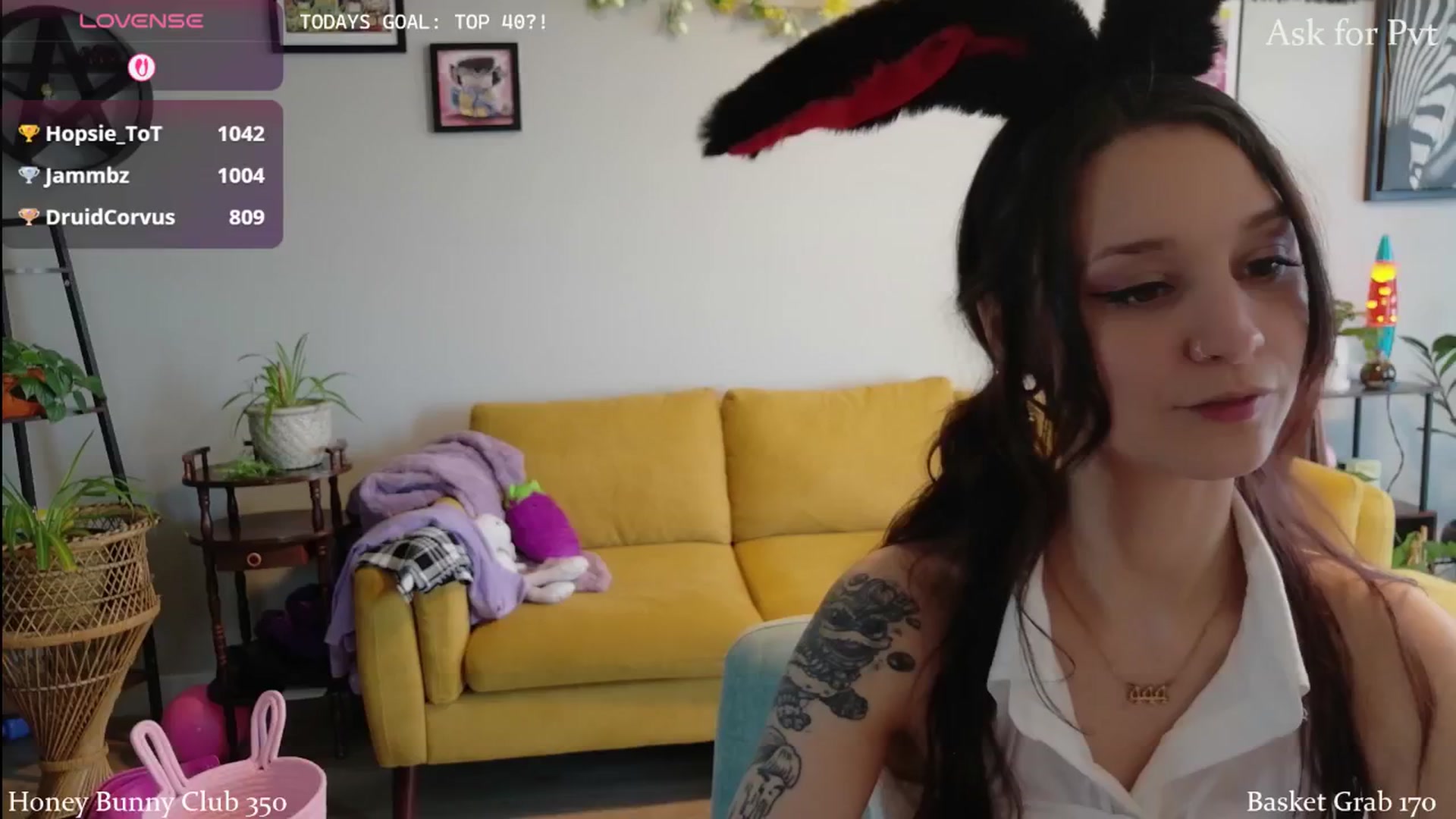 Gallery image thumbnail from ShyBabyy's myfreecams stream on, 04/03/2026, 23:32 image 17 of 20