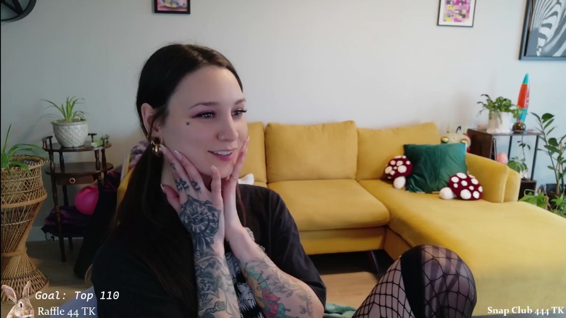 Gallery image thumbnail from ShyBabyy's myfreecams stream on, 04/19/2026, 24:47 image 4 of 20