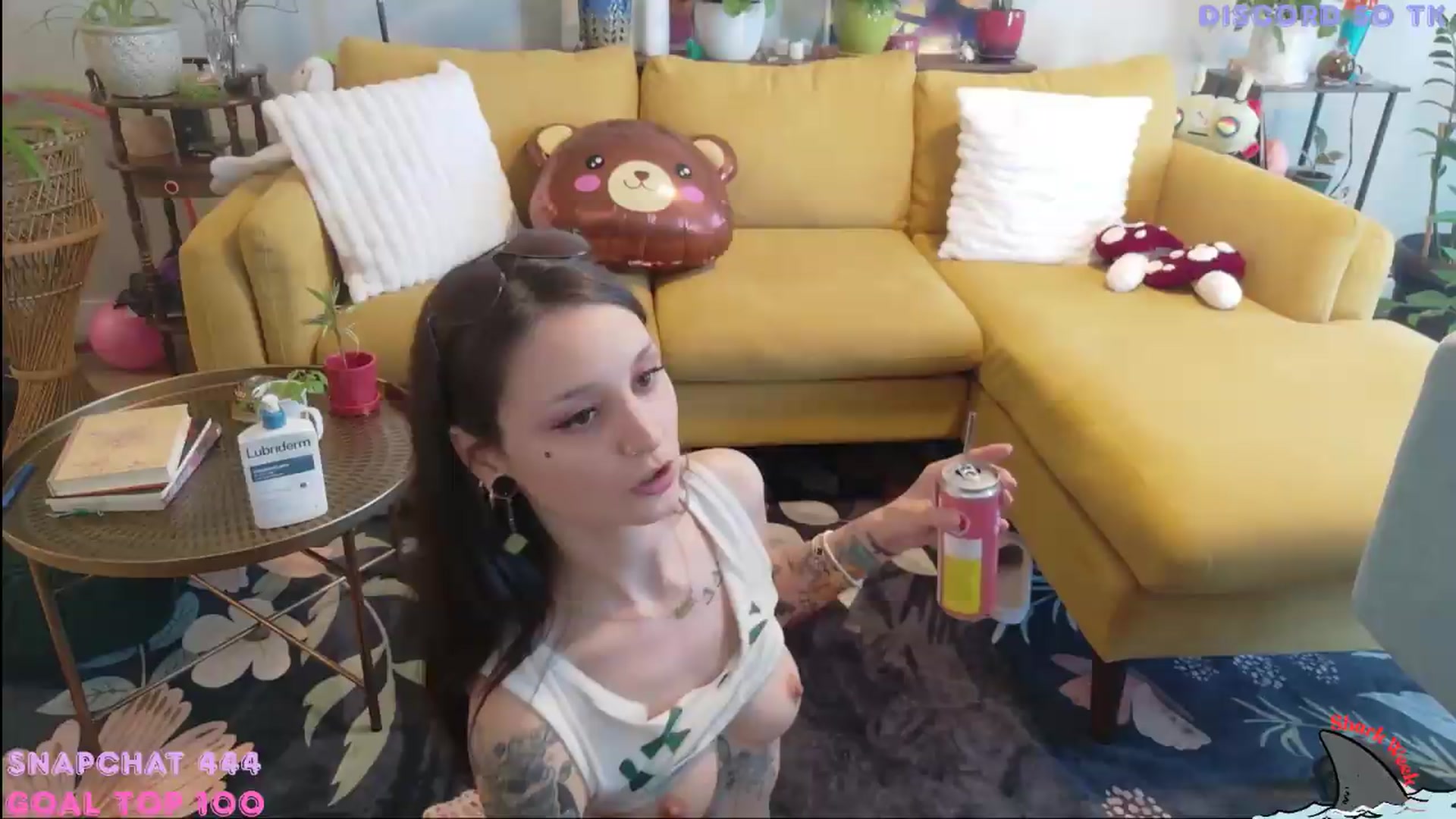 Gallery image thumbnail from ShyBabyy's myfreecams stream on, 06/14/2026, 24:17 image 19 of 20