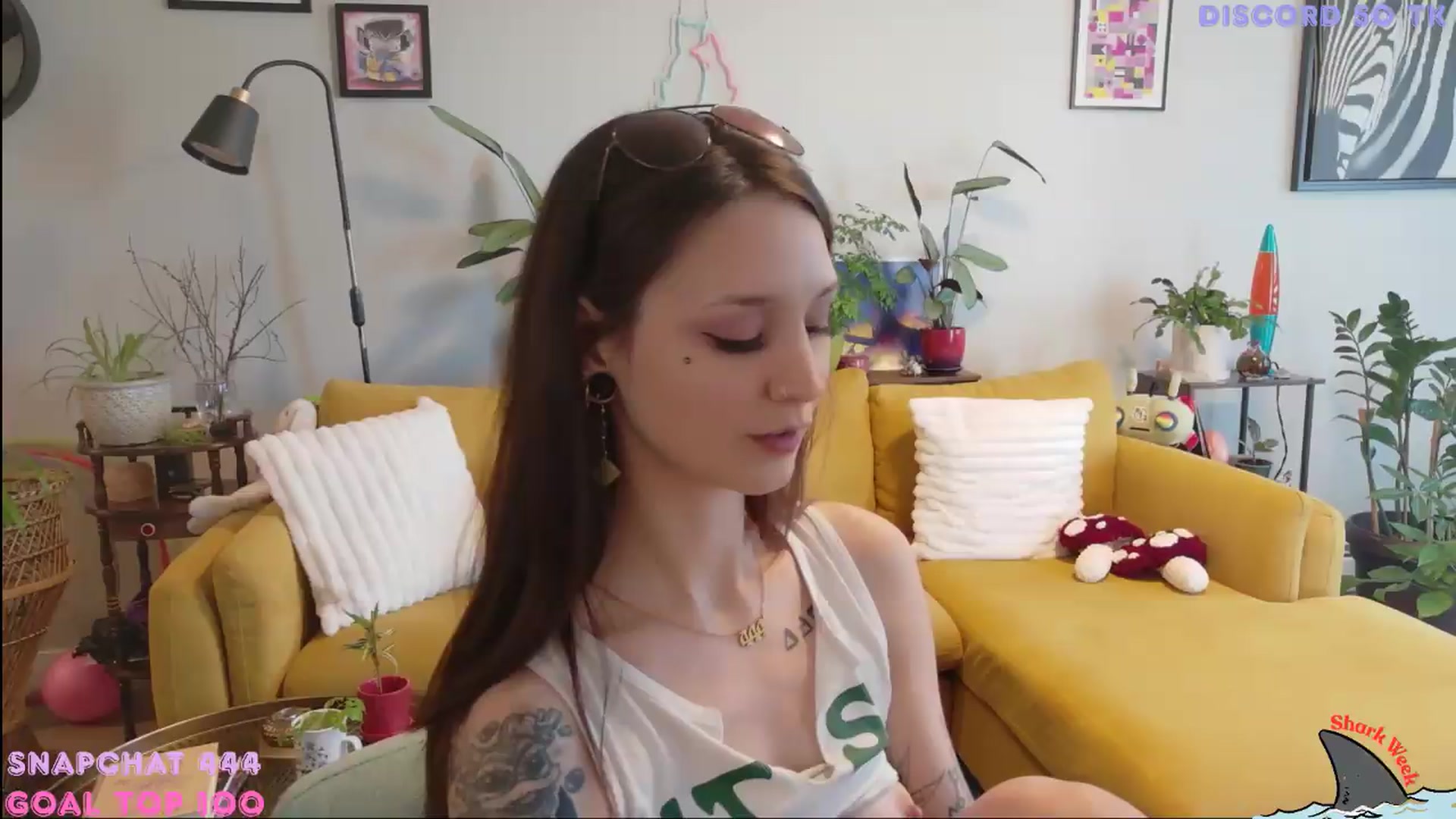 Gallery image thumbnail from ShyBabyy's myfreecams stream on, 06/14/2026, 24:17 image 11 of 20