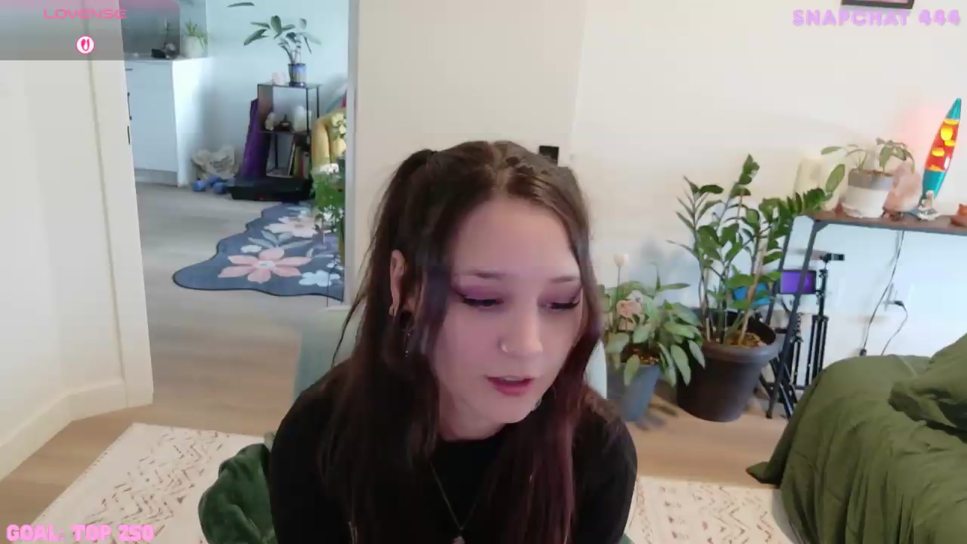 Gallery image thumbnail from ShyBabyy's myfreecams stream on, 08/05/2026, 21:40 image 17 of 20