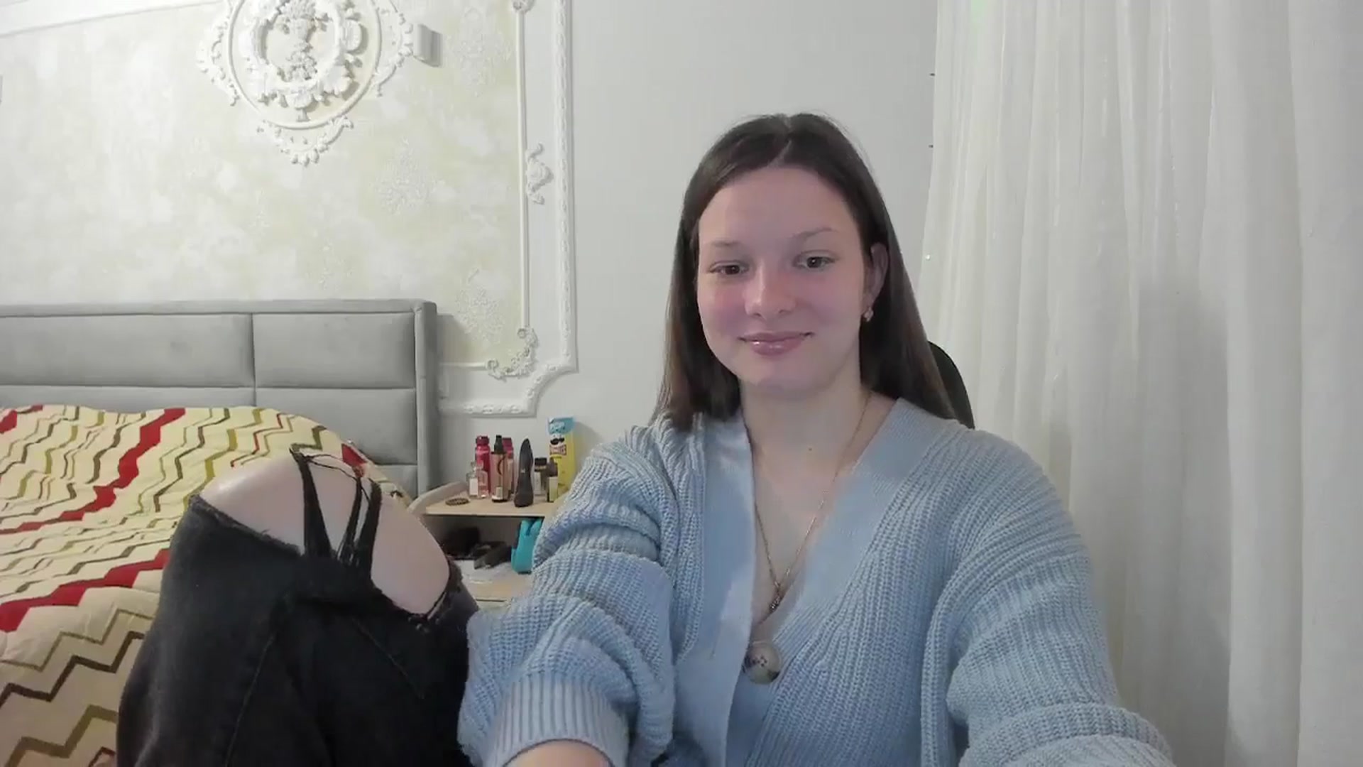 Gallery image thumbnail from ShyCelline's myfreecams stream on, 04/13/2026, 19:42 image 11 of 20