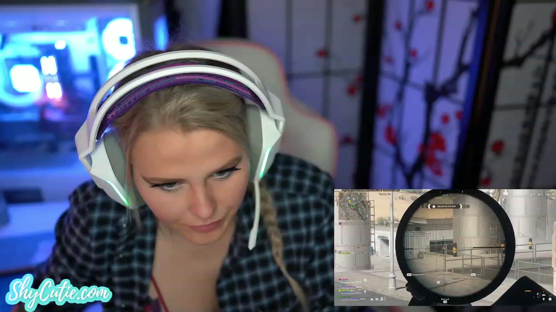 Gallery image thumbnail from ShyCutie's myfreecams stream on, 02/02/2023, 09:01 image 5 of 20