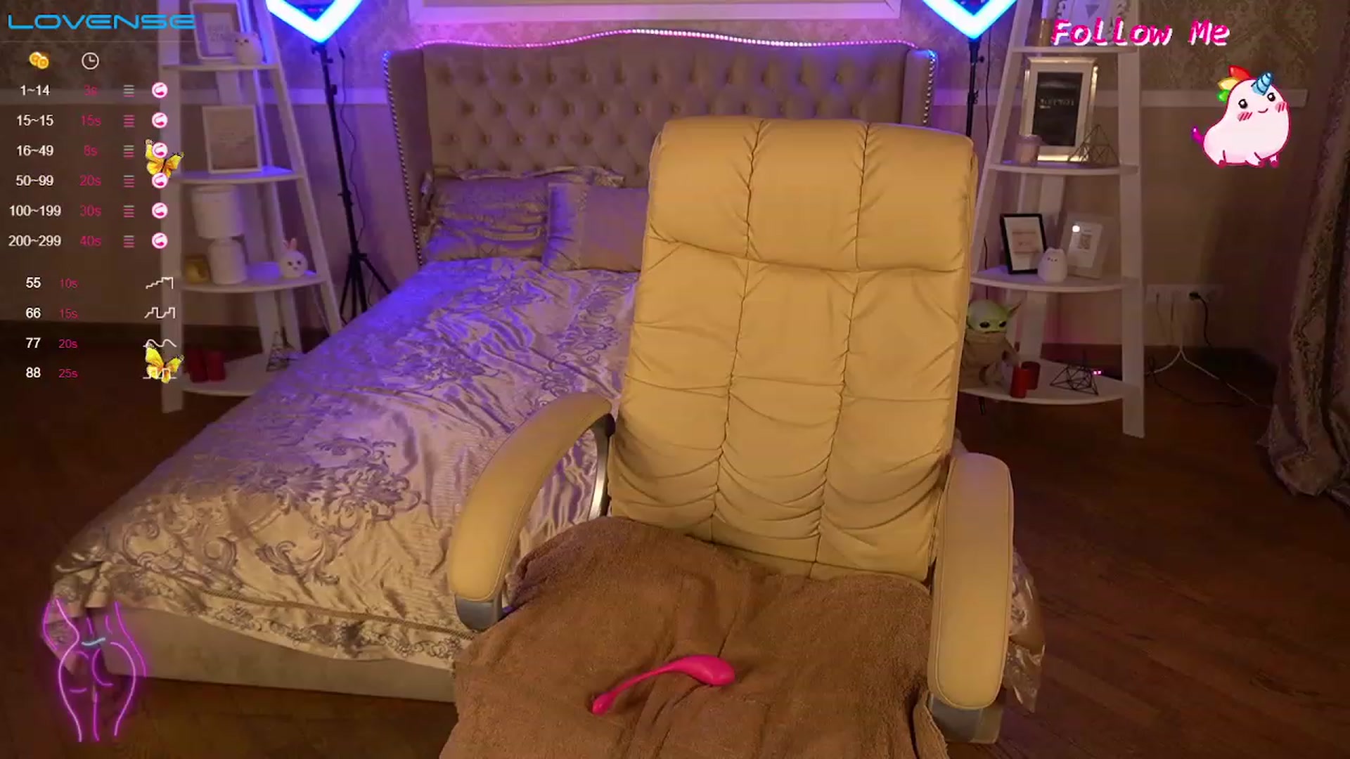 Gallery image thumbnail from ShyFoxyy's myfreecams stream on, 01/18/2024, 12:42 image 15 of 20