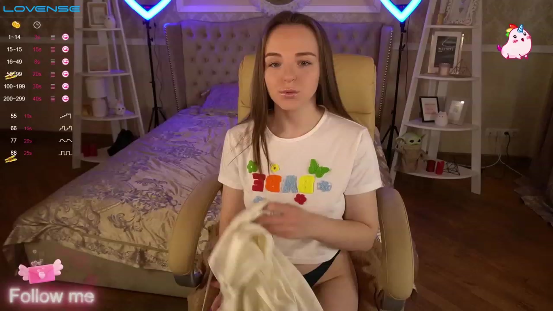 Gallery image thumbnail from ShyFoxyy's myfreecams stream on, 02/22/2024, 10:45 image 10 of 20