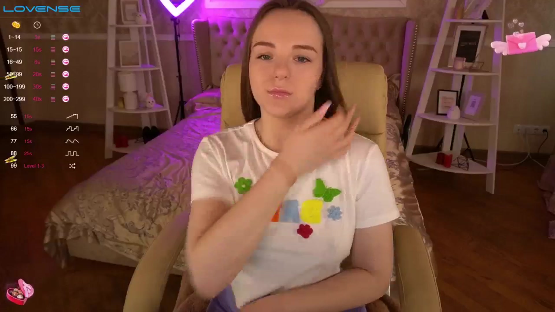 Gallery image thumbnail from ShyFoxyy's myfreecams stream on, 03/17/2024, 12:46 image 4 of 20