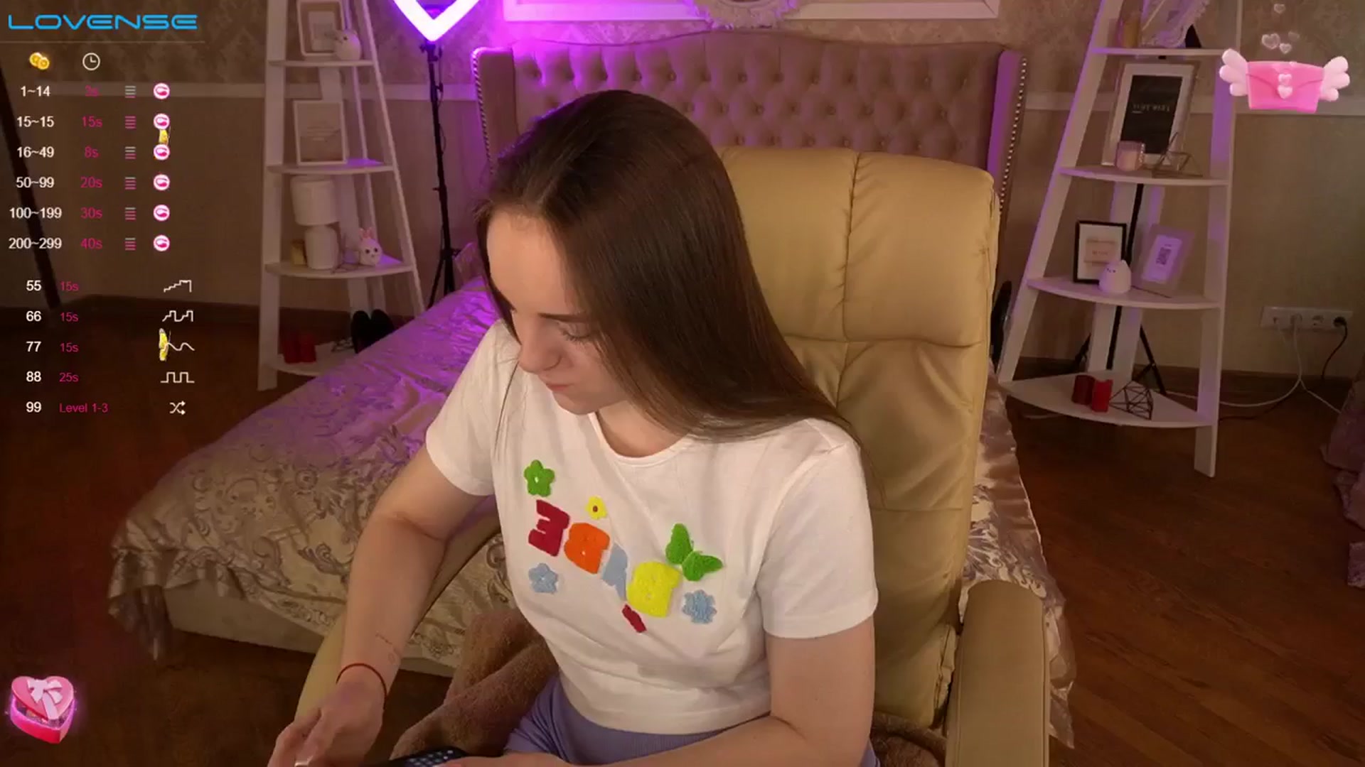 Gallery image thumbnail from ShyFoxyy's myfreecams stream on, 03/17/2024, 12:46 image 1 of 20