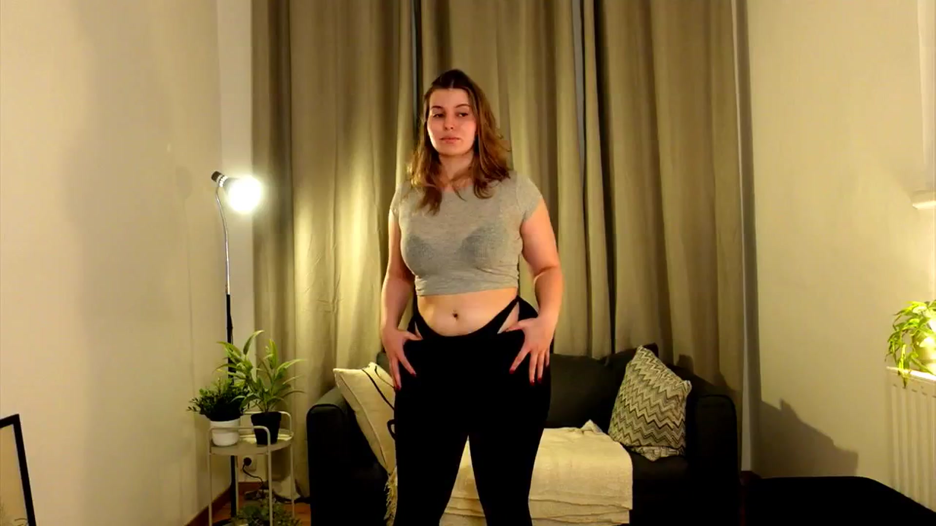 Gallery image thumbnail from ShyHotNerd's myfreecams stream on, 11/20/2024, 16:25 image 17 of 20