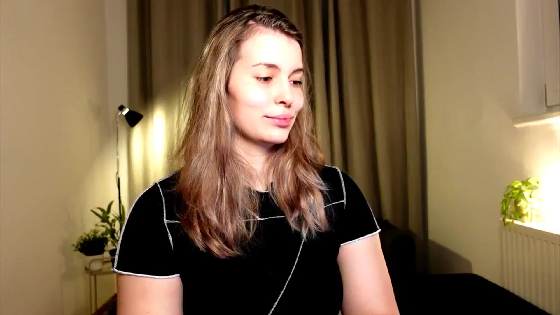 Gallery image thumbnail from ShyHotNerd's myfreecams stream on, 11/26/2024, 16:21 image 5 of 20