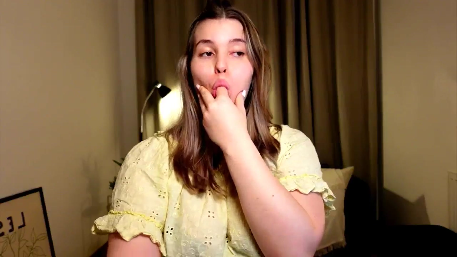 Gallery image thumbnail from ShyHotNerd's myfreecams stream on, 12/25/2024, 20:10 image 13 of 20