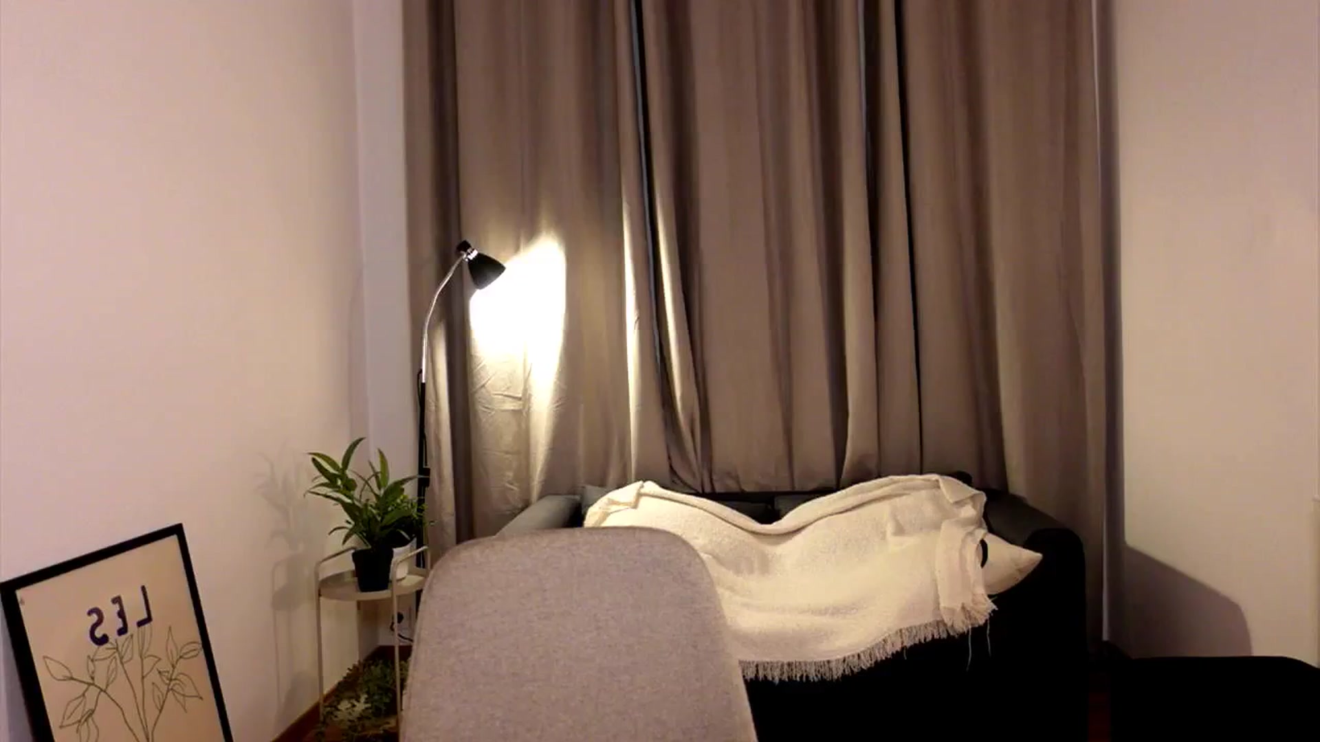 Gallery image thumbnail from ShyHotNerd's myfreecams stream on, 12/31/2024, 12:13 image 6 of 20