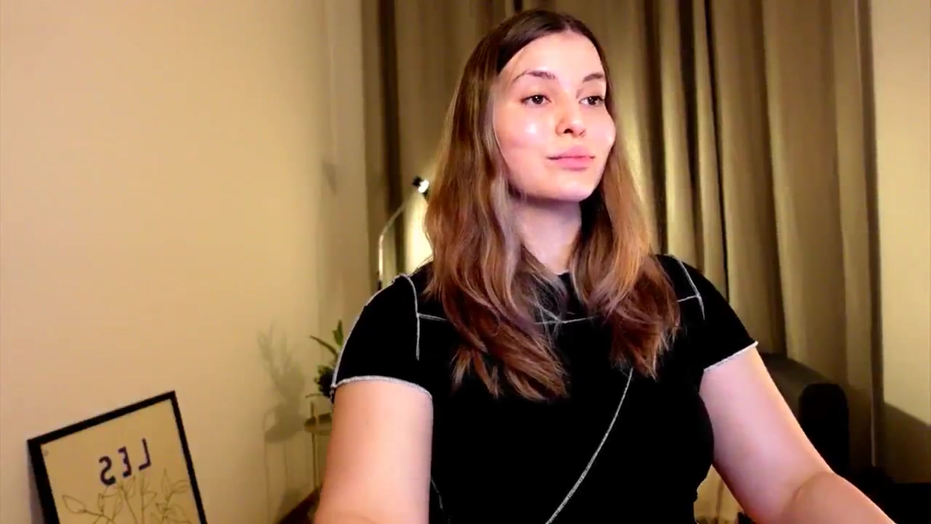 Gallery image thumbnail from ShyHotNerd's myfreecams stream on, 01/23/2025, 09:48 image 6 of 20