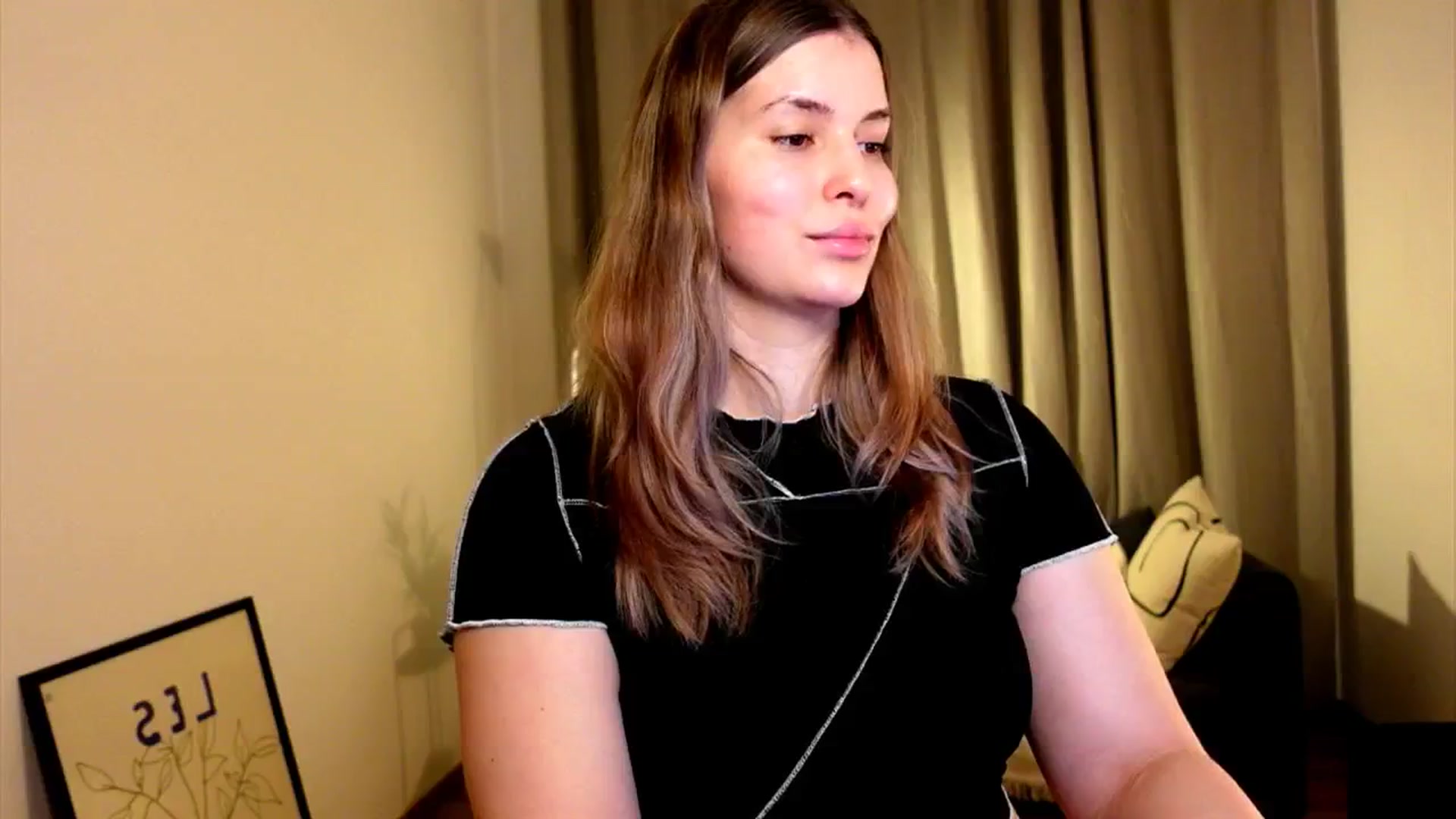 Gallery image thumbnail from ShyHotNerd's myfreecams stream on, 01/23/2025, 11:06 image 3 of 20