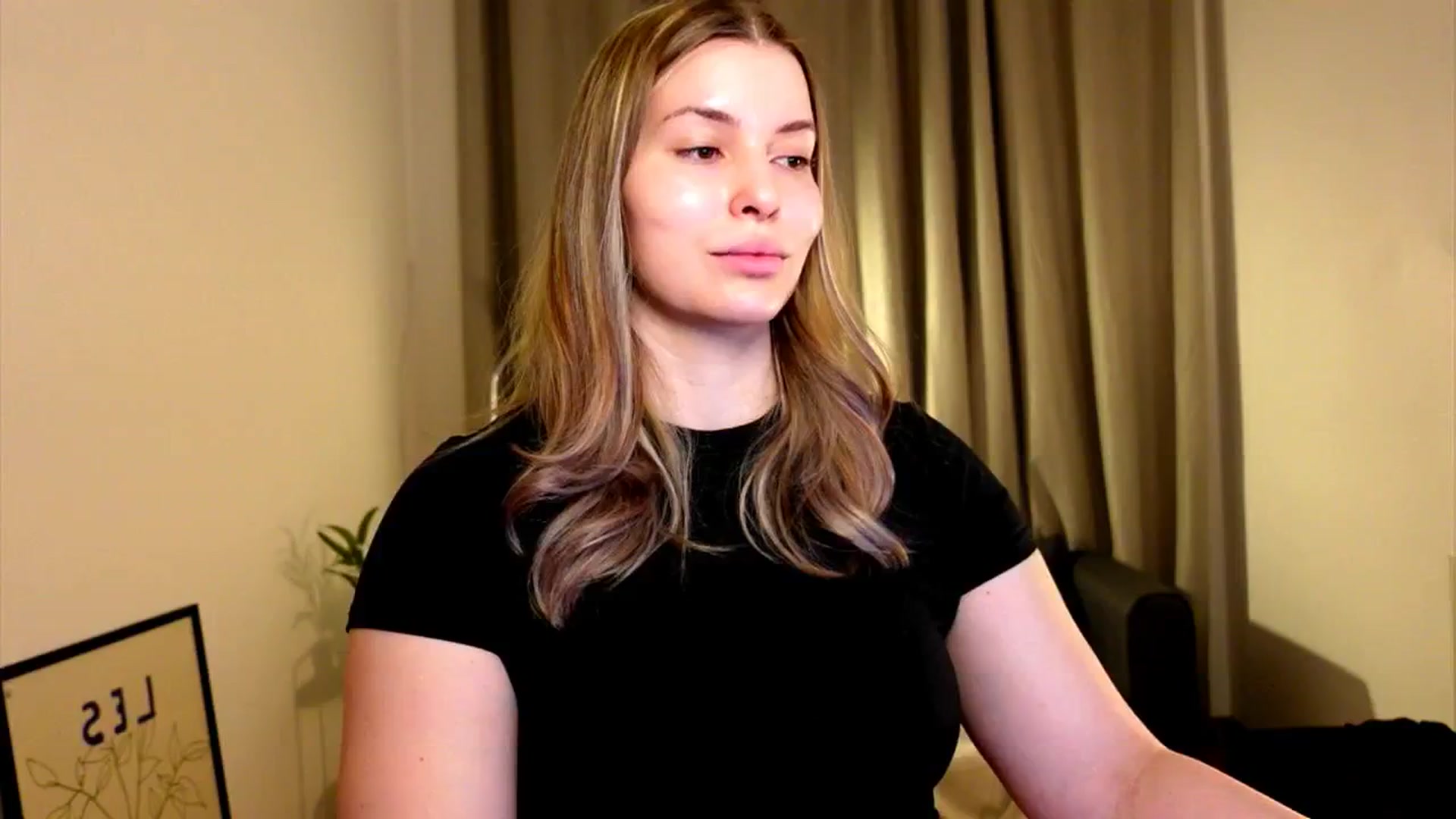 Gallery image thumbnail from ShyHotNerd's myfreecams stream on, 02/21/2025, 10:12 image 10 of 20
