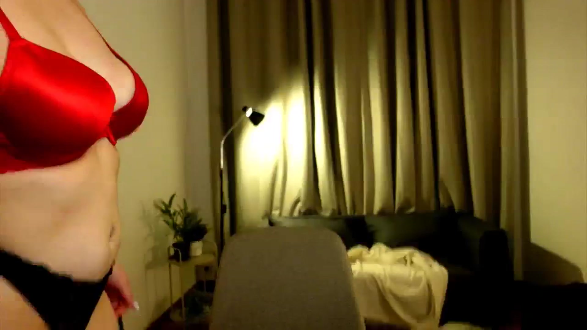 Gallery image thumbnail from ShyHotNerd's myfreecams stream on, 02/21/2025, 11:57 image 9 of 20
