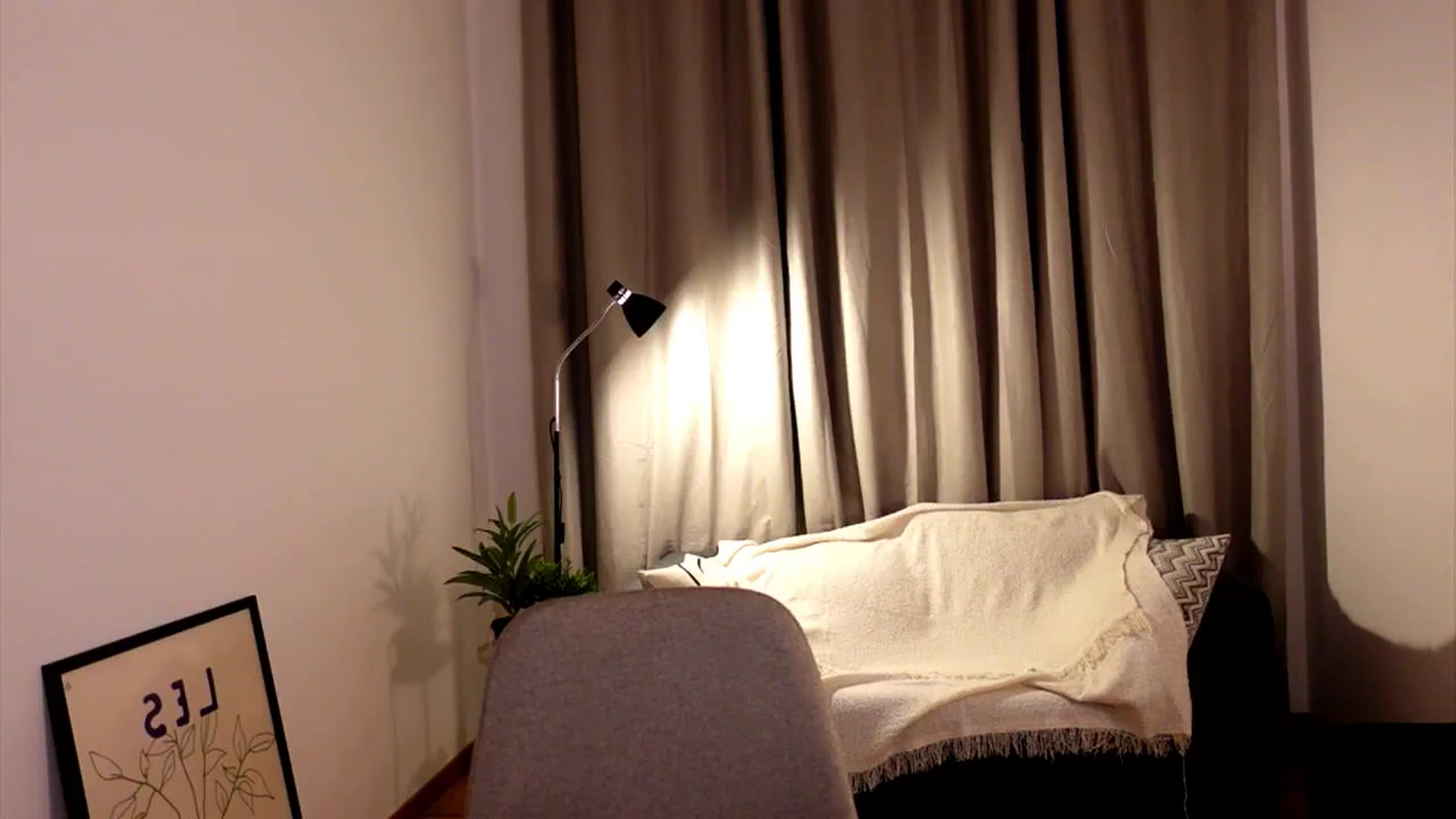 Gallery image thumbnail from ShyHotNerd's myfreecams stream on, 02/27/2025, 12:45 image 3 of 20