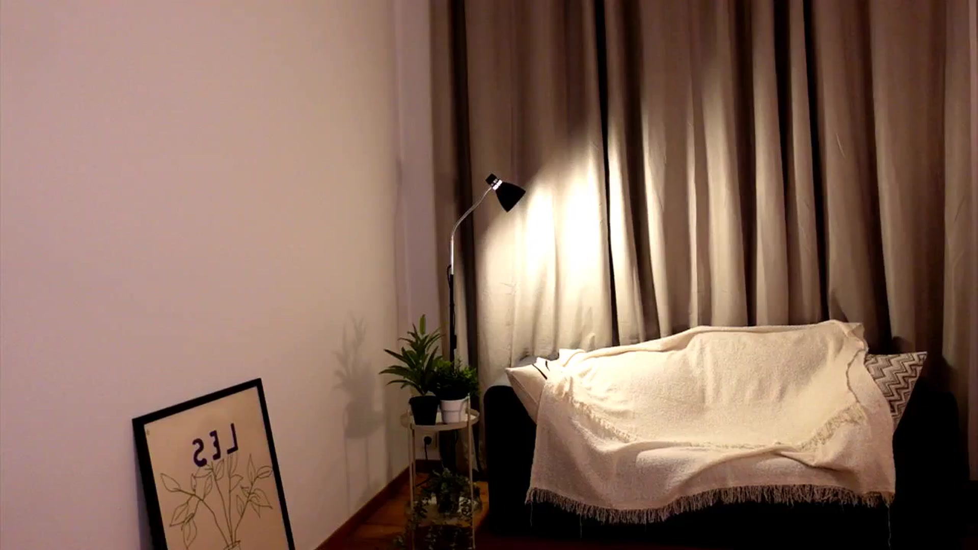 Gallery image thumbnail from ShyHotNerd's myfreecams stream on, 02/27/2025, 12:45 image 8 of 20
