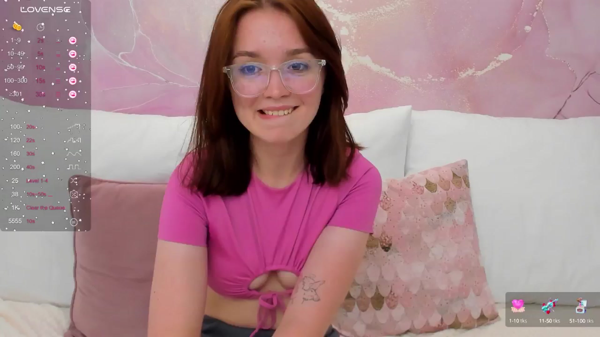 Gallery image thumbnail from ShyOlly's myfreecams stream on, 06/18/2024, 18:41 image 16 of 20