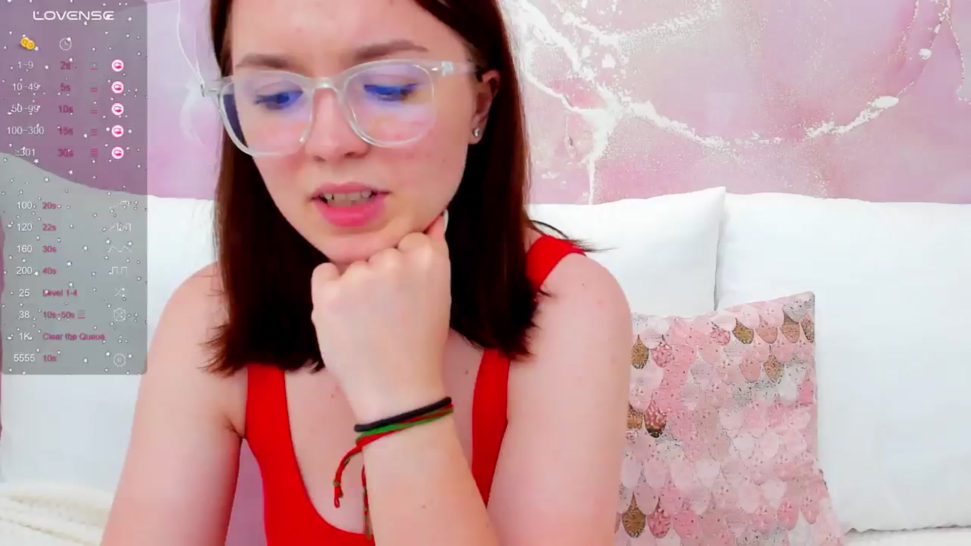 Gallery image thumbnail from ShyOlly's myfreecams stream on, 06/19/2024, 11:44 image 18 of 20