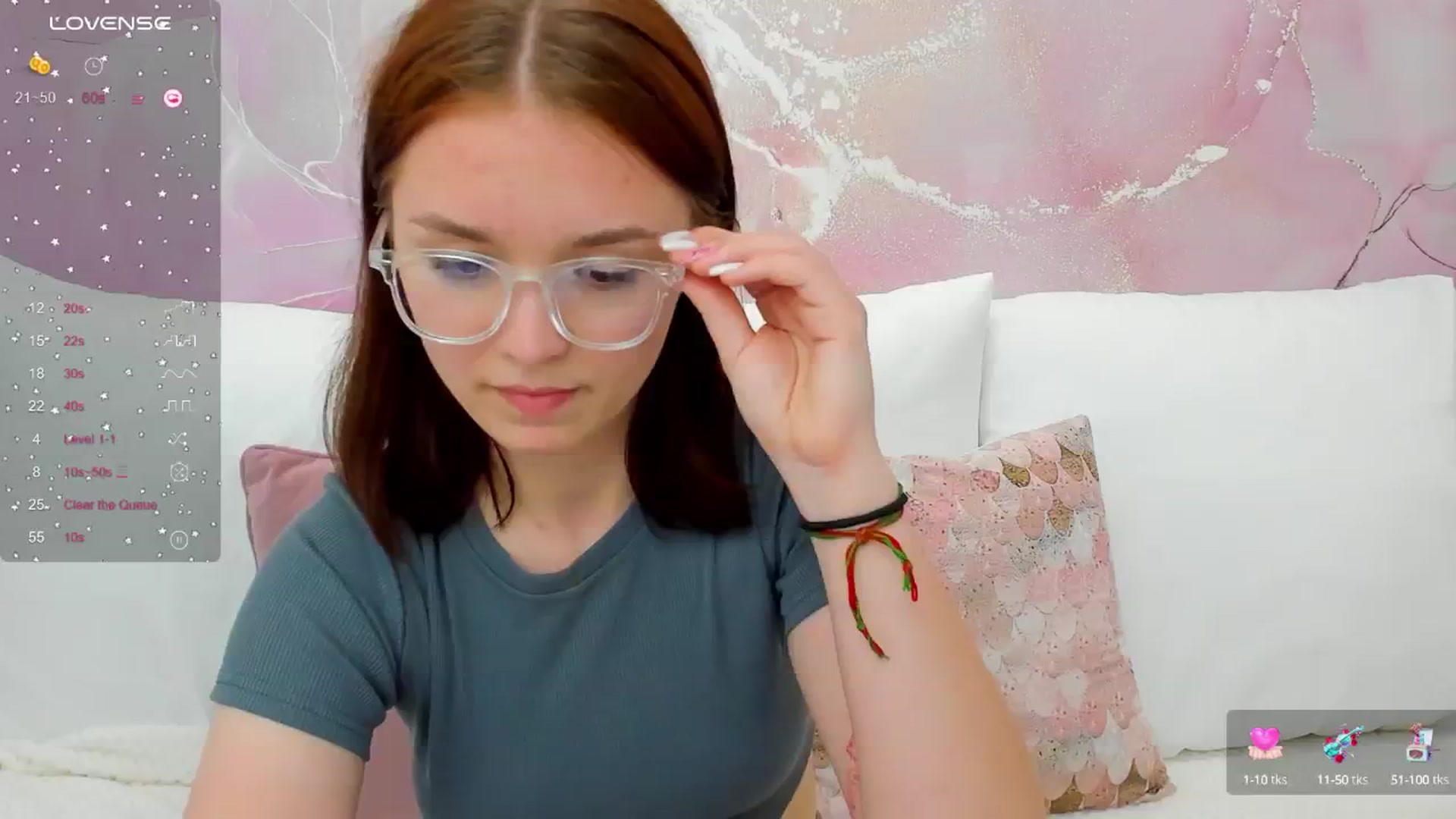 Gallery image thumbnail from ShyOlly's myfreecams stream on, 06/21/2024, 12:01 image 9 of 20