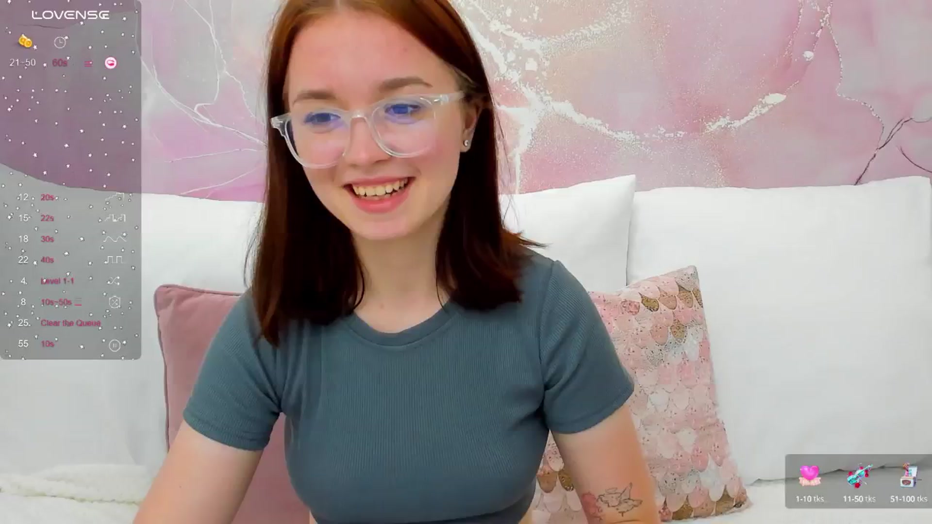 Gallery image thumbnail from ShyOlly's myfreecams stream on, 06/21/2024, 12:01 image 14 of 20