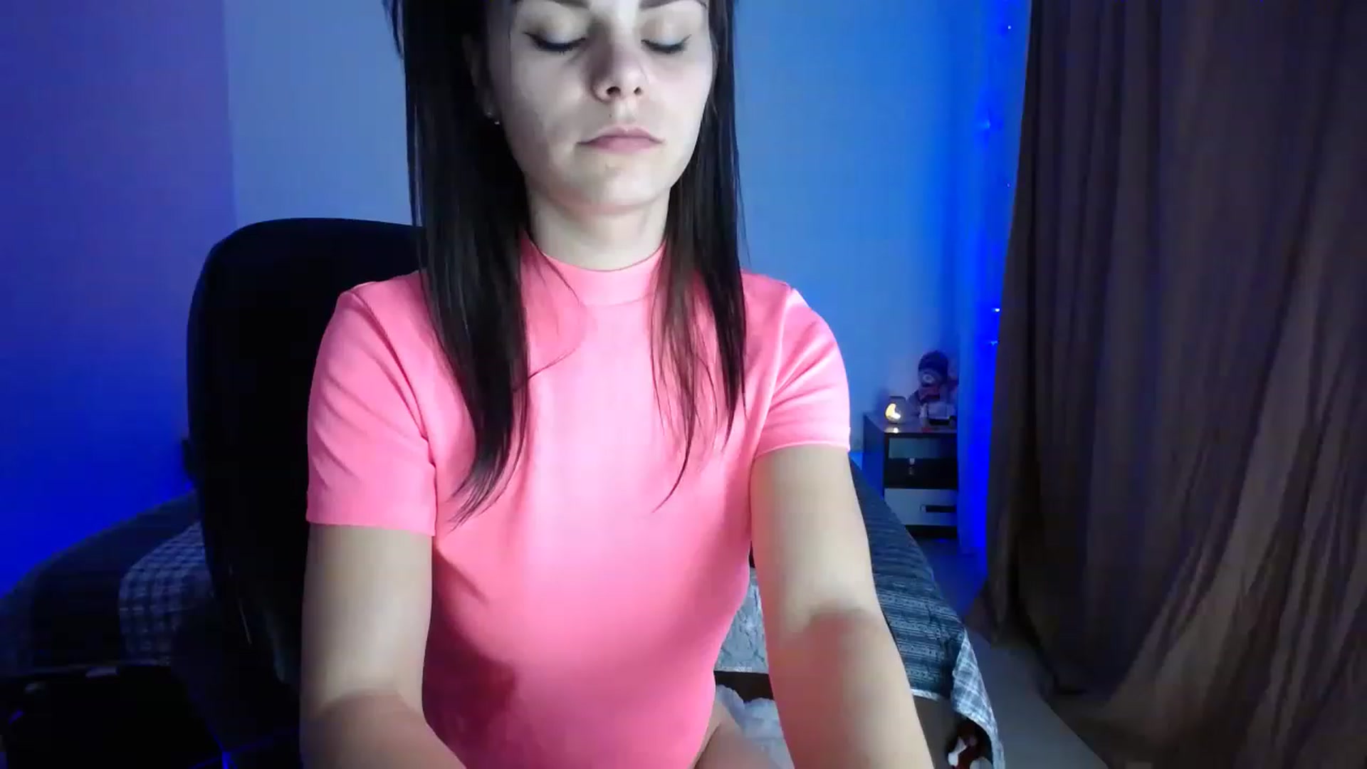 Gallery image thumbnail from Shy_Ada's myfreecams stream on, 12/05/2022, 20:07 image 19 of 20