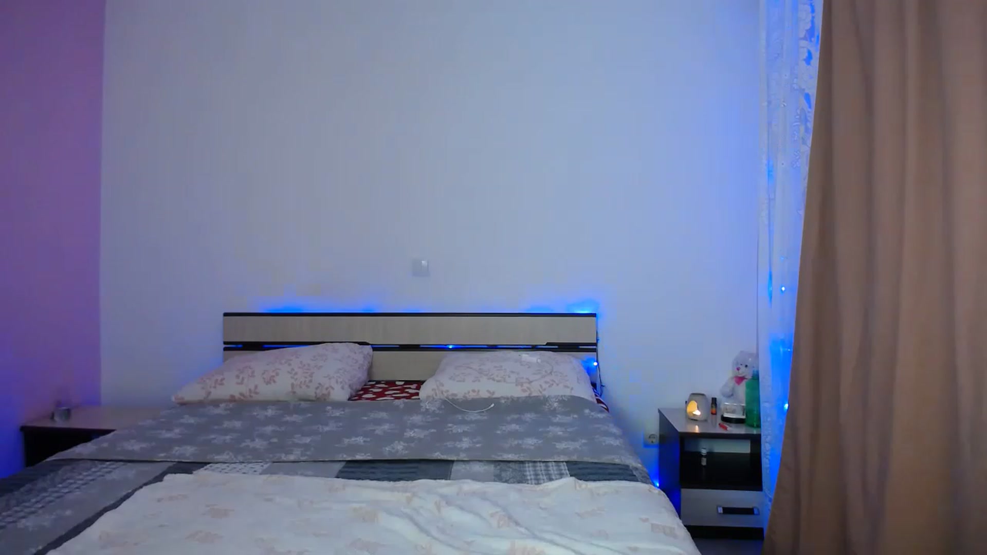 Gallery image thumbnail from Shy_Ada's myfreecams stream on, 12/12/2022, 15:17 image 3 of 20
