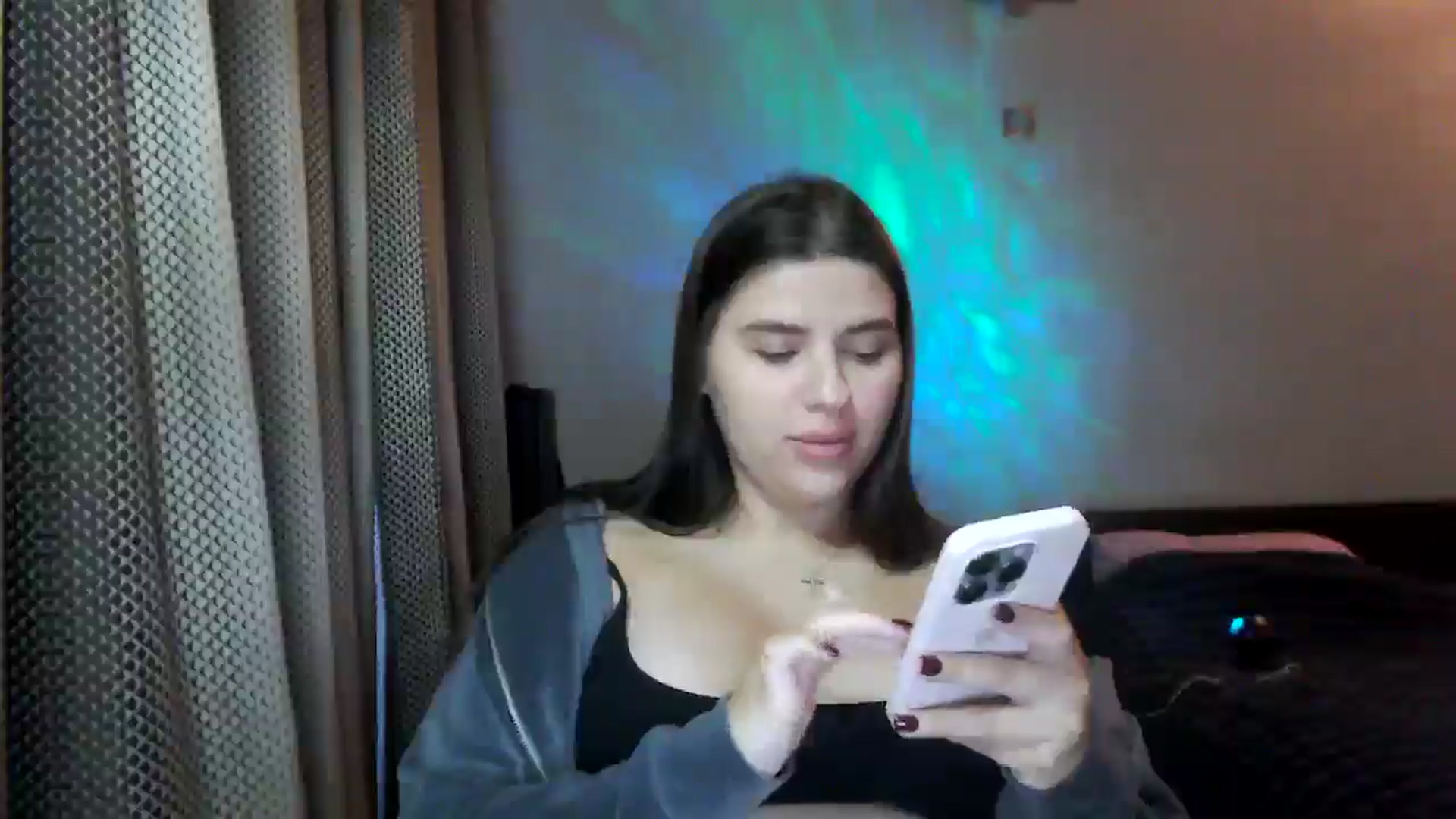 Gallery image thumbnail from Shy_Ann_Ivy's myfreecams stream on, 12/18/2025, 13:00 image 20 of 20