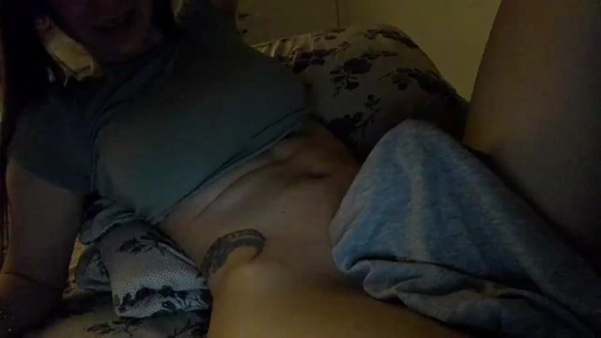 Gallery image thumbnail from Shy_Arwyn's myfreecams stream on, 01/02/2025, 03:49 image 8 of 20
