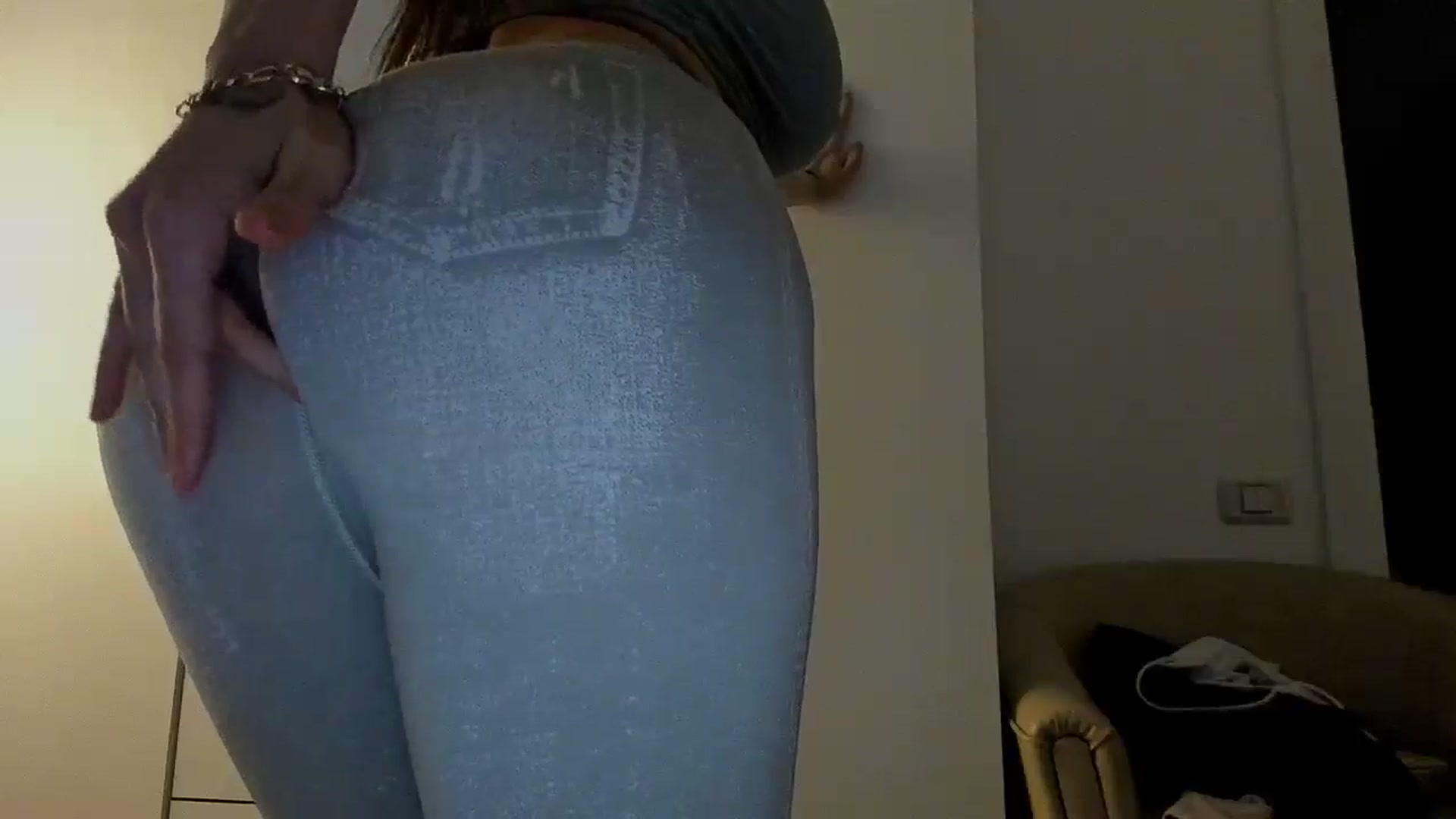Gallery image thumbnail from Shy_Arwyn's myfreecams stream on, 04/05/2025, 22:09 image 11 of 20