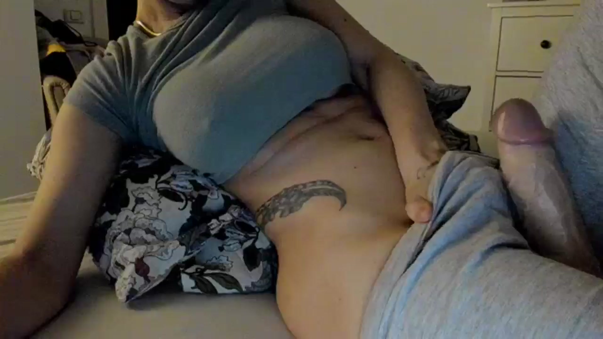 Gallery image thumbnail from Shy_Arwyn's myfreecams stream on, 05/12/2025, 02:32 image 13 of 20