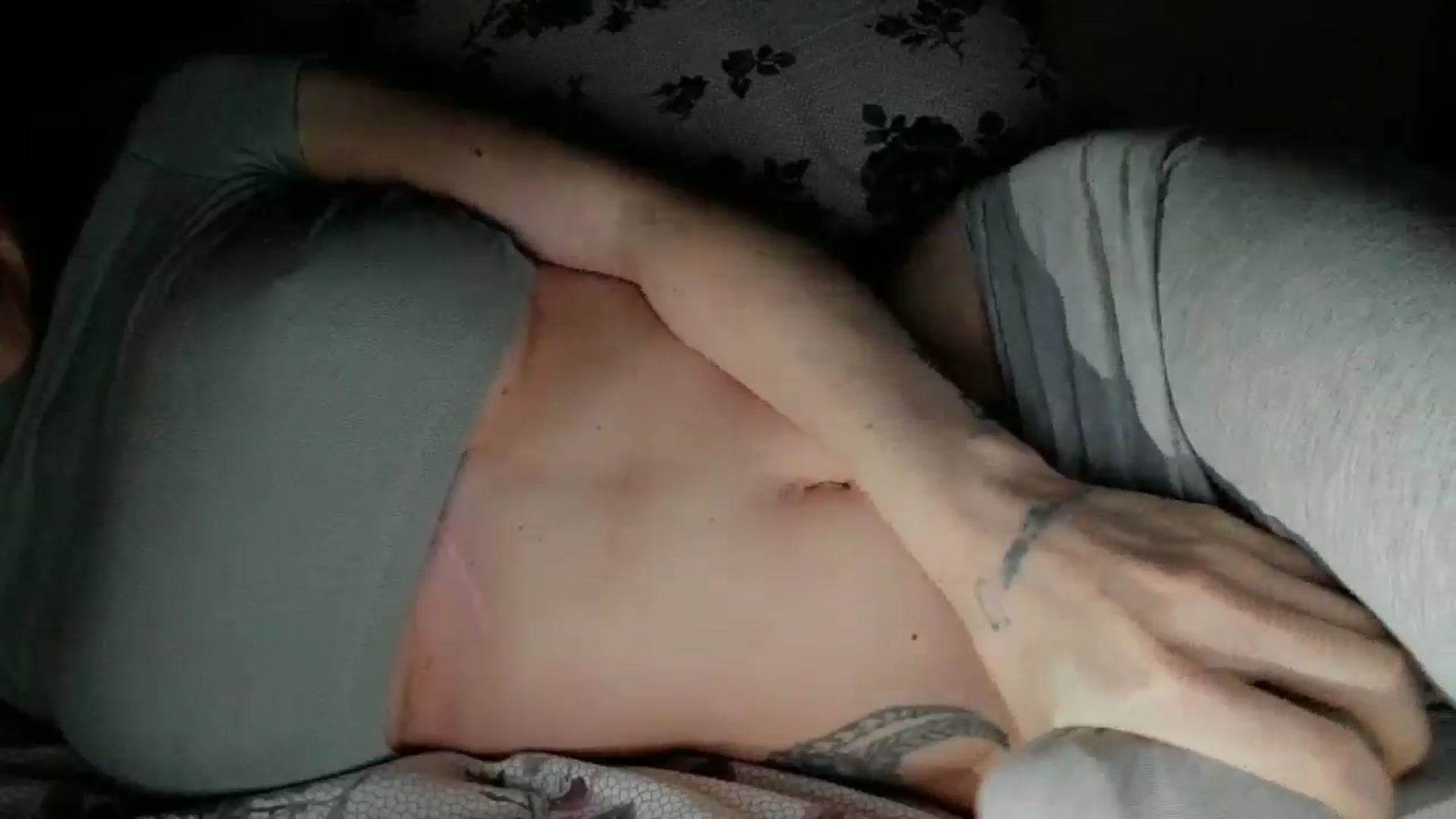 Gallery image thumbnail from Shy_Arwyn's myfreecams stream on, 01/15/2026, 04:42 image 15 of 20