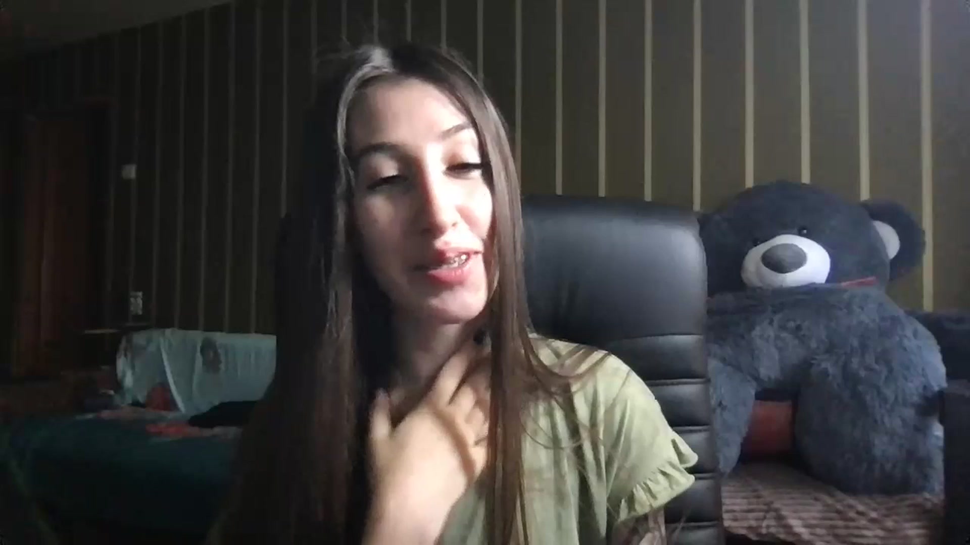 Gallery image thumbnail from Shy_Eva7's myfreecams stream on, 07/17/2023, 11:56 image 17 of 20
