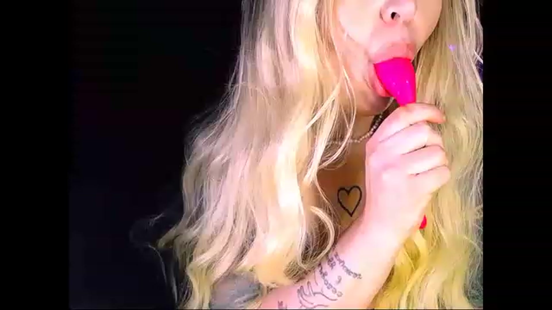 Gallery image thumbnail from Shy_Girll_'s myfreecams stream on, 11/18/2022, 11:58 image 14 of 20