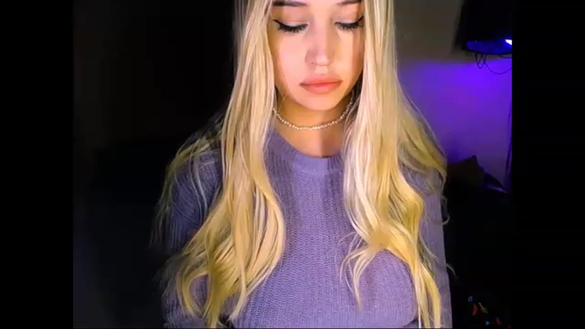 Gallery image thumbnail from Shy_Girll_'s myfreecams stream on, 11/29/2022, 11:54 image 2 of 20