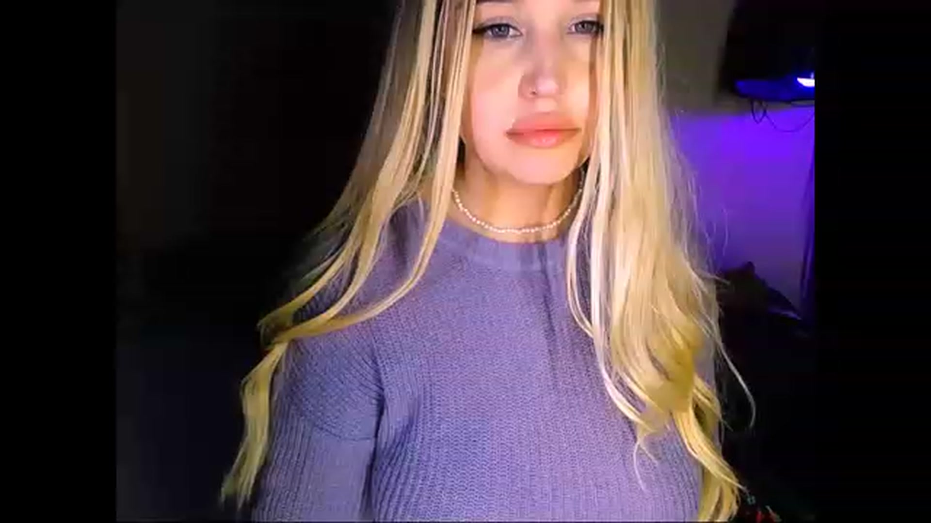 Gallery image thumbnail from Shy_Girll_'s myfreecams stream on, 11/29/2022, 11:54 image 14 of 20
