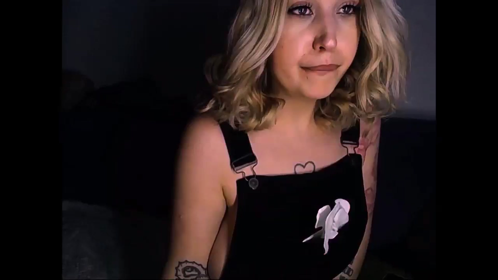 Gallery image thumbnail from Shy_Girll_'s myfreecams stream on, 02/16/2025, 14:02 image 6 of 20