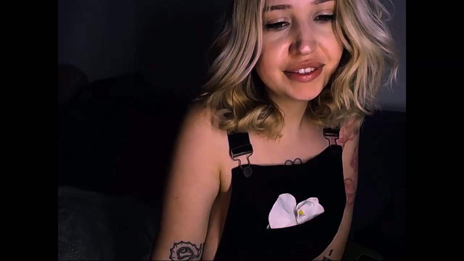 Gallery image thumbnail from Shy_Girll_'s myfreecams stream on, 02/16/2025, 14:02 image 12 of 20