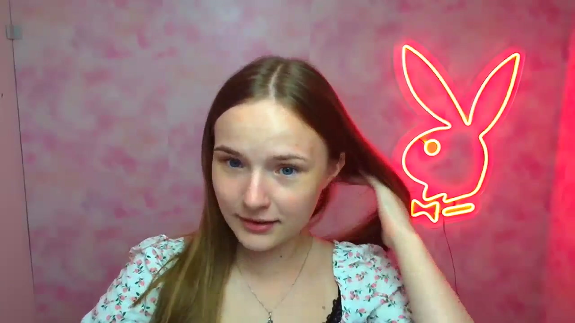 Gallery image thumbnail from Shy_Melany's myfreecams stream on, 08/22/2023, 14:11 image 16 of 20