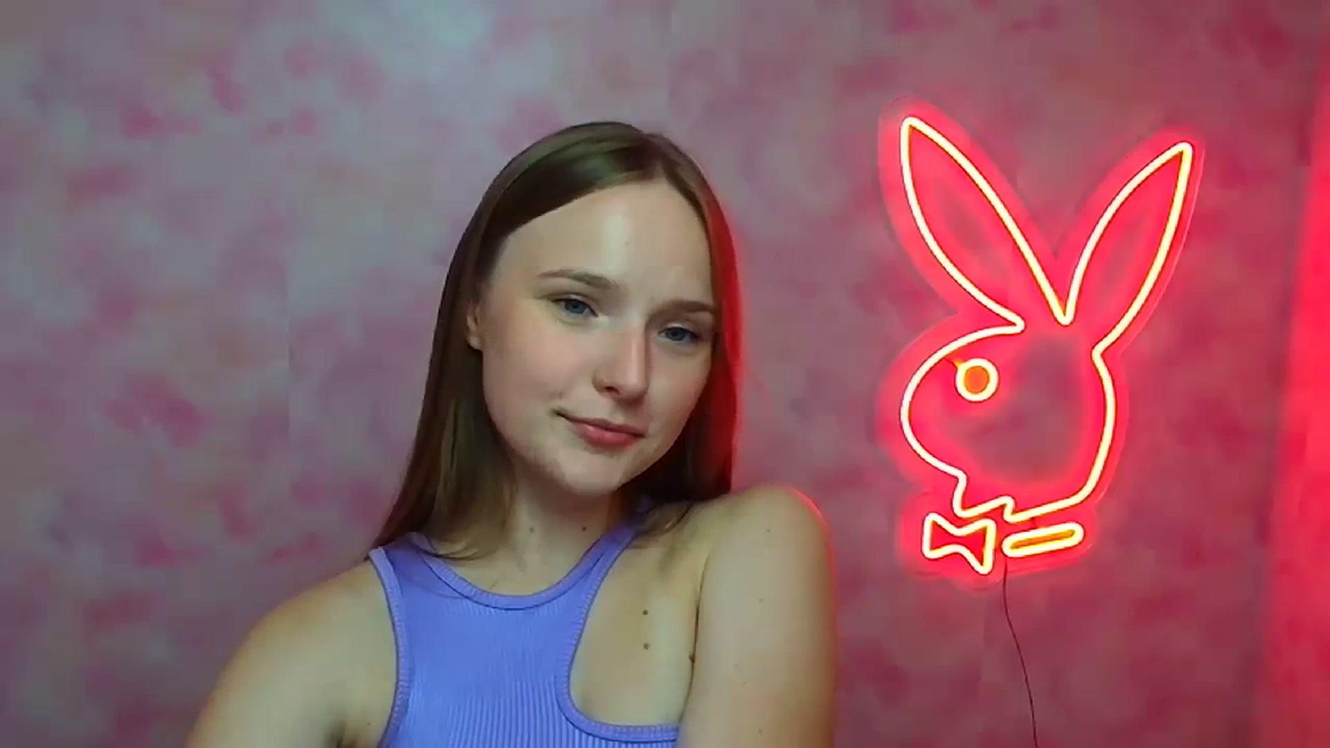 Gallery image thumbnail from Shy_Melany's myfreecams stream on, 09/17/2023, 22:30 image 16 of 20