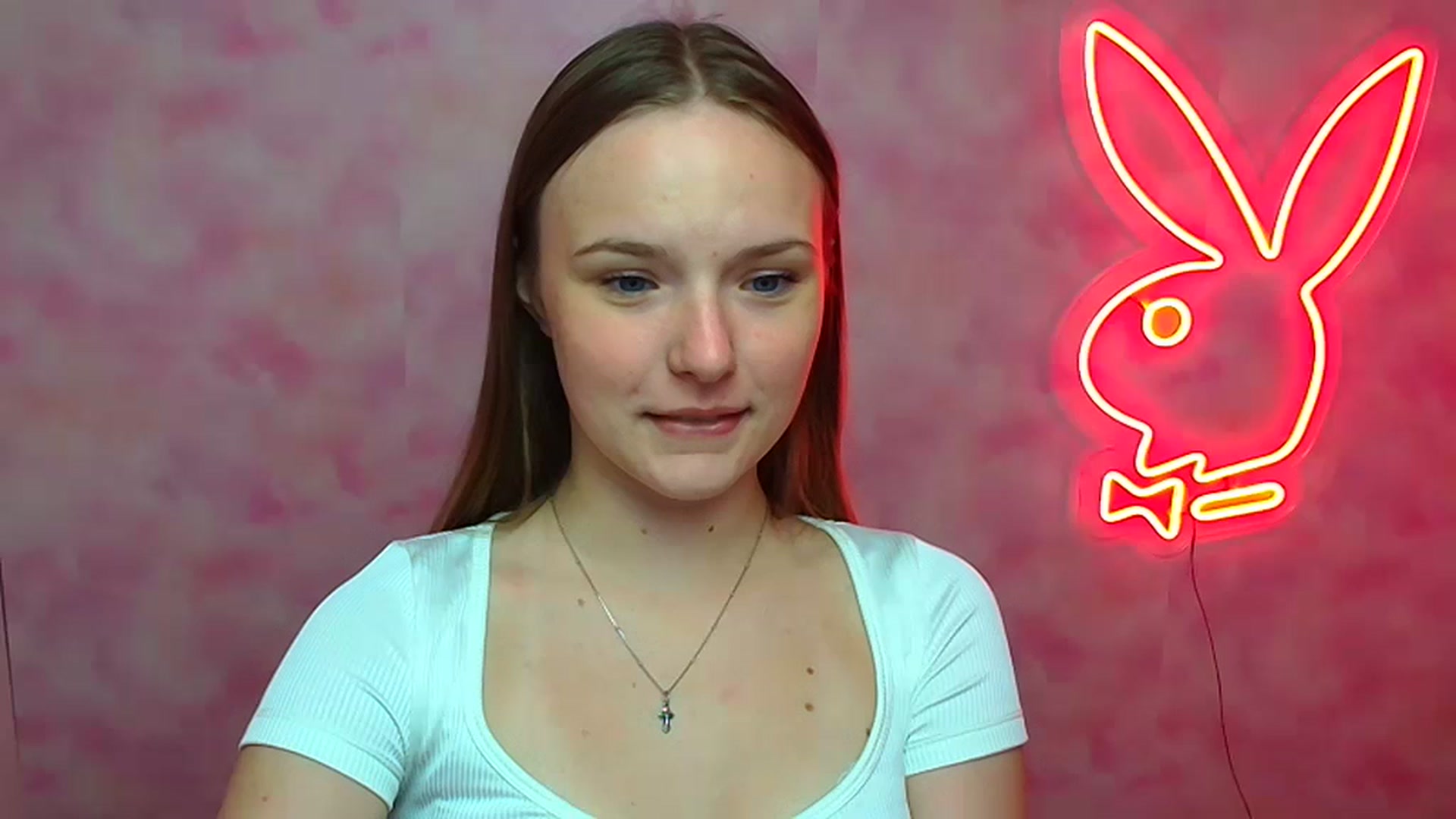 Gallery image thumbnail from Shy_Melany's myfreecams stream on, 09/19/2023, 07:27 image 1 of 20