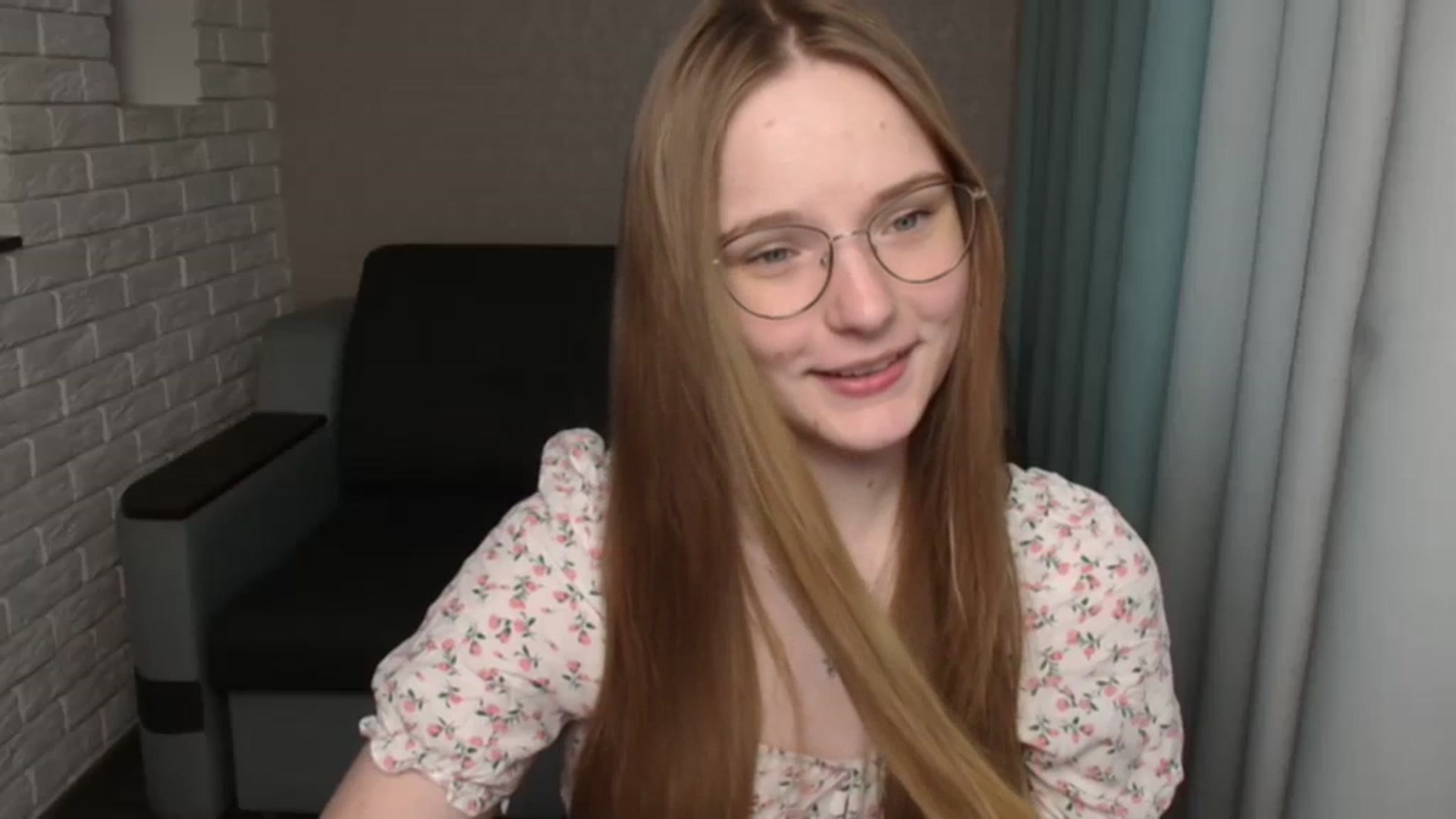 Gallery image thumbnail from Shy_Melany's myfreecams stream on, 03/19/2024, 13:54 image 4 of 20