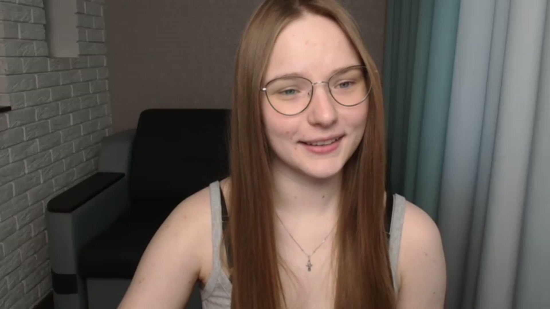 Gallery image thumbnail from Shy_Melany's myfreecams stream on, 03/27/2024, 12:14 image 10 of 20