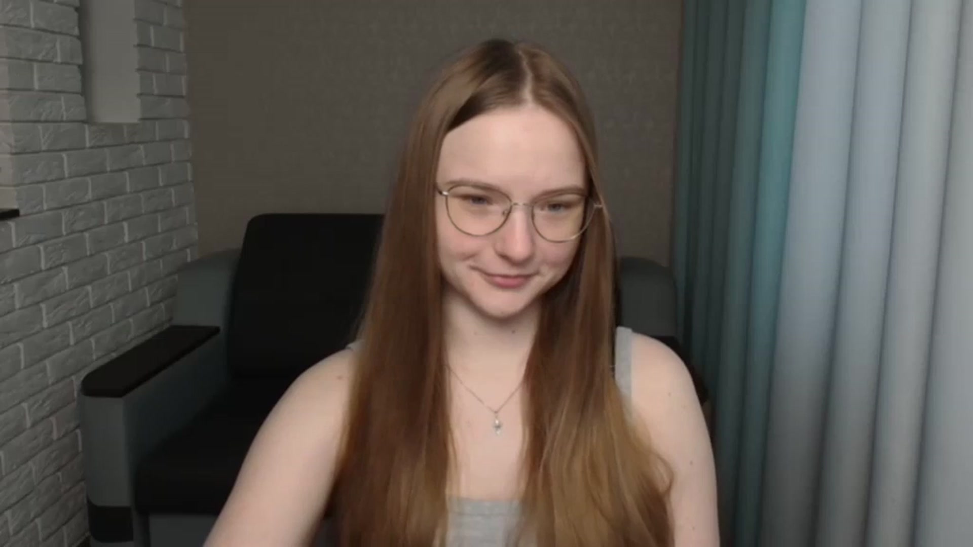Gallery image thumbnail from Shy_Melany's myfreecams stream on, 04/10/2024, 09:50 image 10 of 20