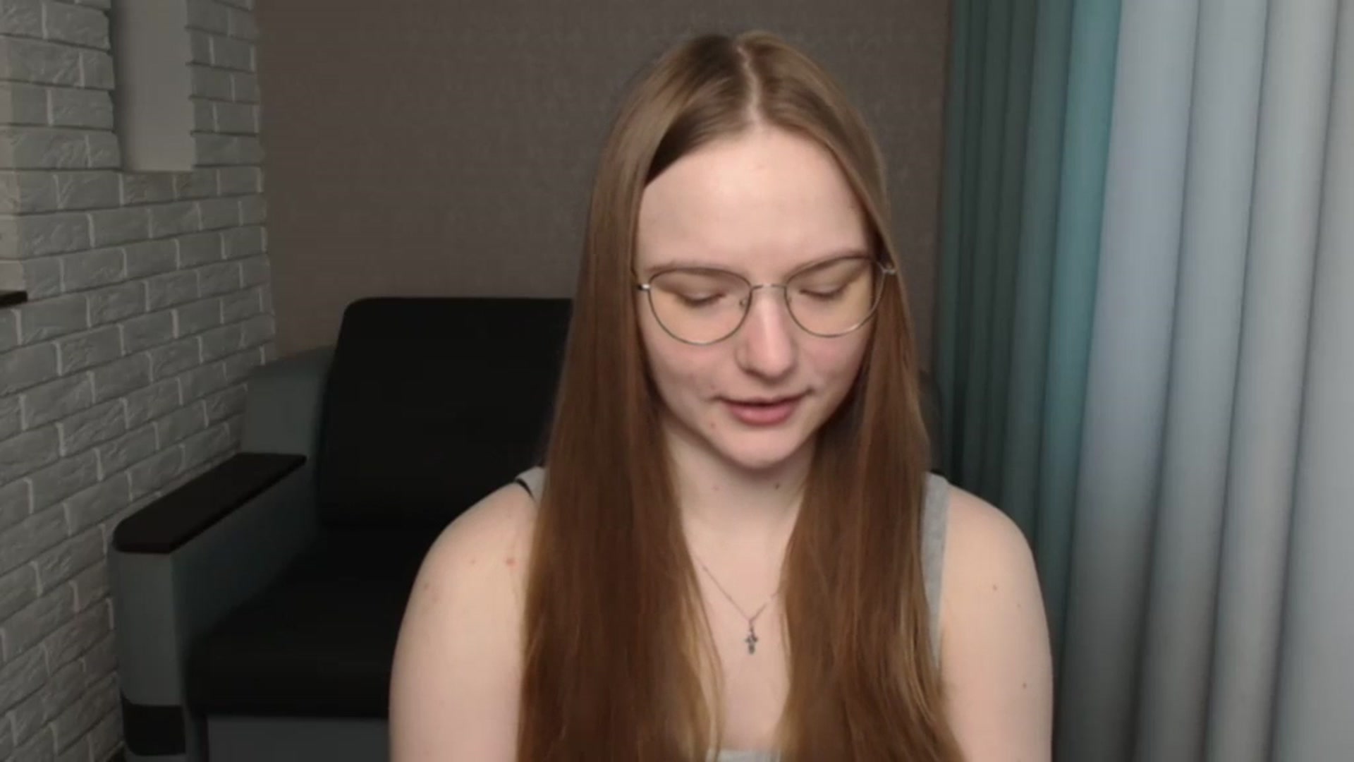 Gallery image thumbnail from Shy_Melany's myfreecams stream on, 04/10/2024, 09:50 image 5 of 20