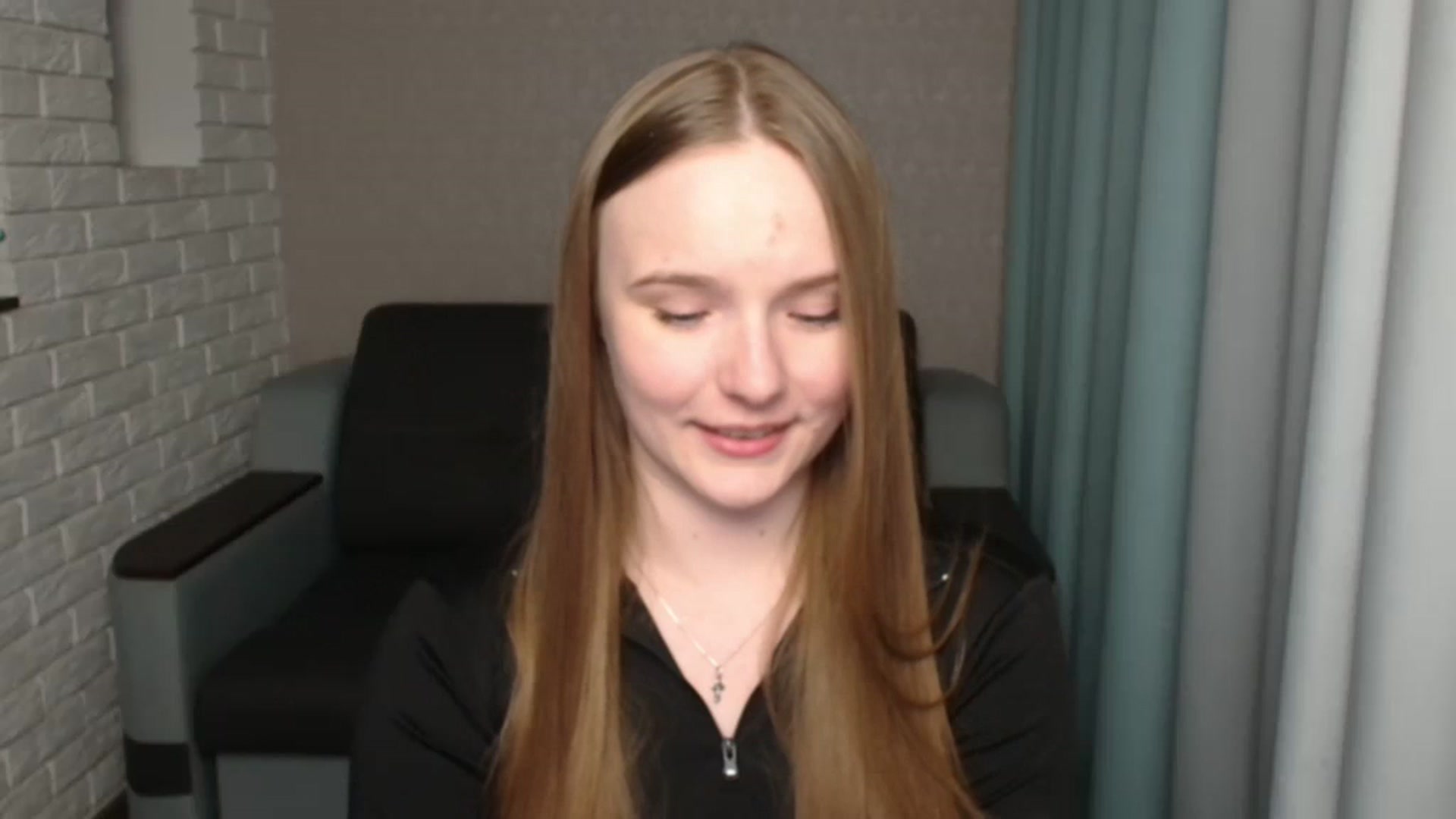 Gallery image thumbnail from Shy_Melany's myfreecams stream on, 05/04/2024, 20:18 image 10 of 20