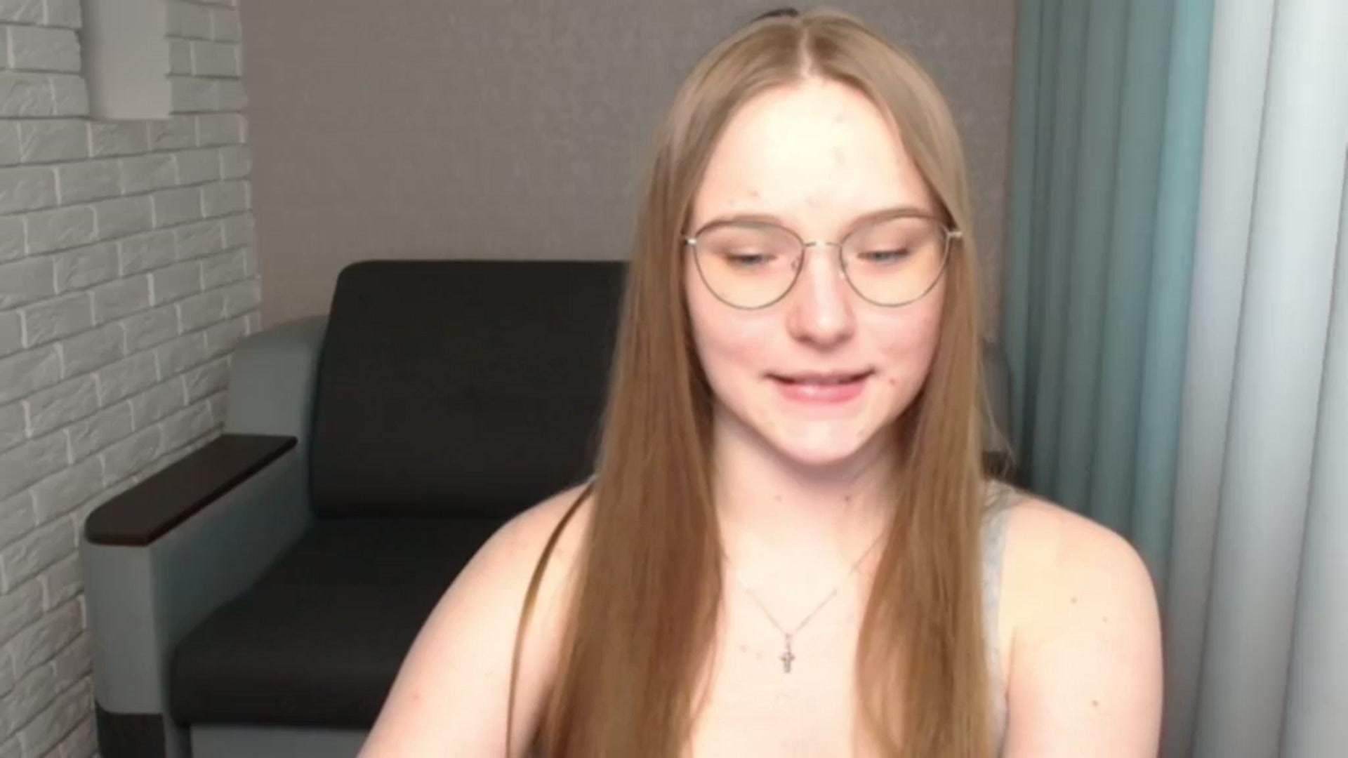 Gallery image thumbnail from Shy_Melany's myfreecams stream on, 05/10/2024, 14:46 image 11 of 20