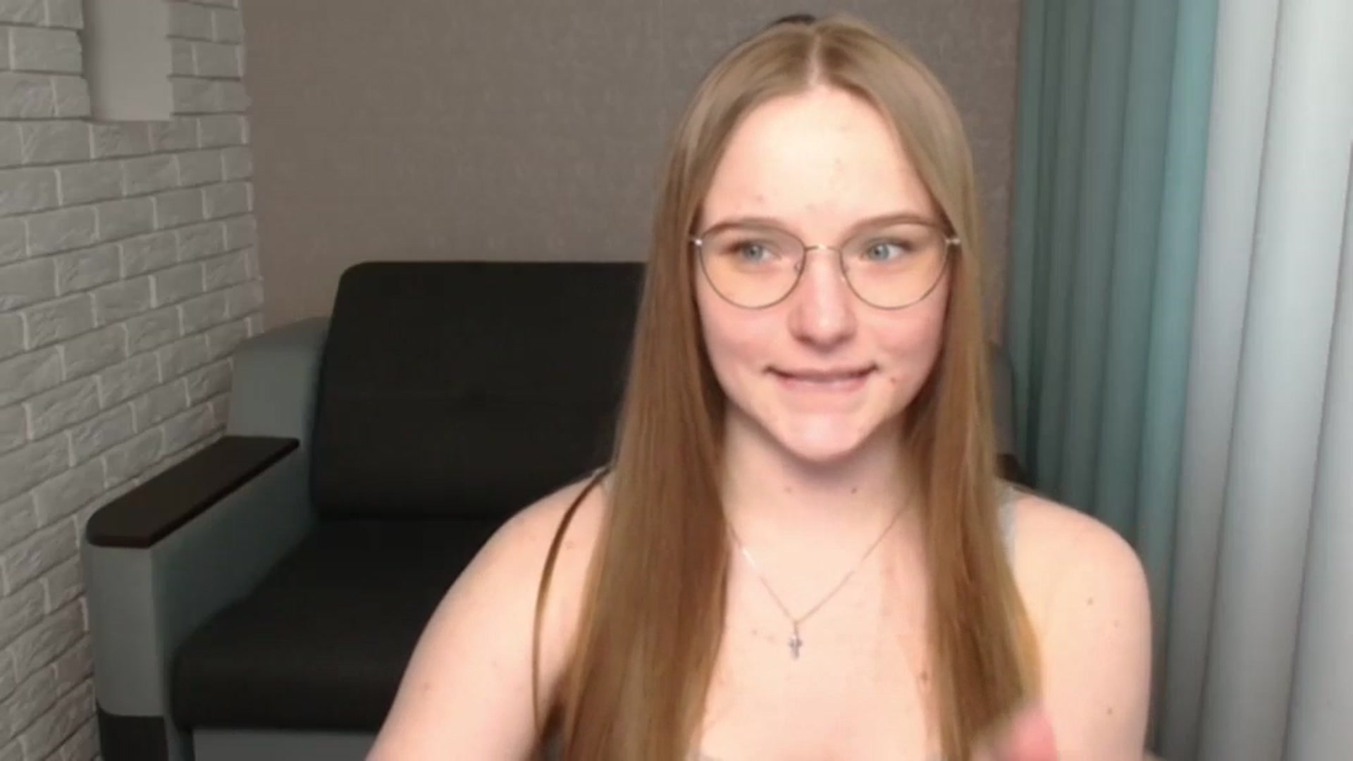 Gallery image thumbnail from Shy_Melany's myfreecams stream on, 05/10/2024, 14:46 image 13 of 20