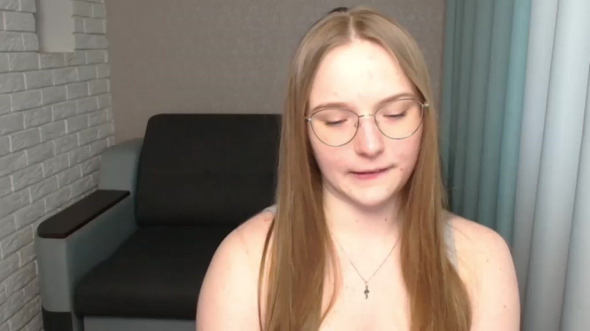 Gallery image thumbnail from Shy_Melany's myfreecams stream on, 05/10/2024, 14:46 image 7 of 20