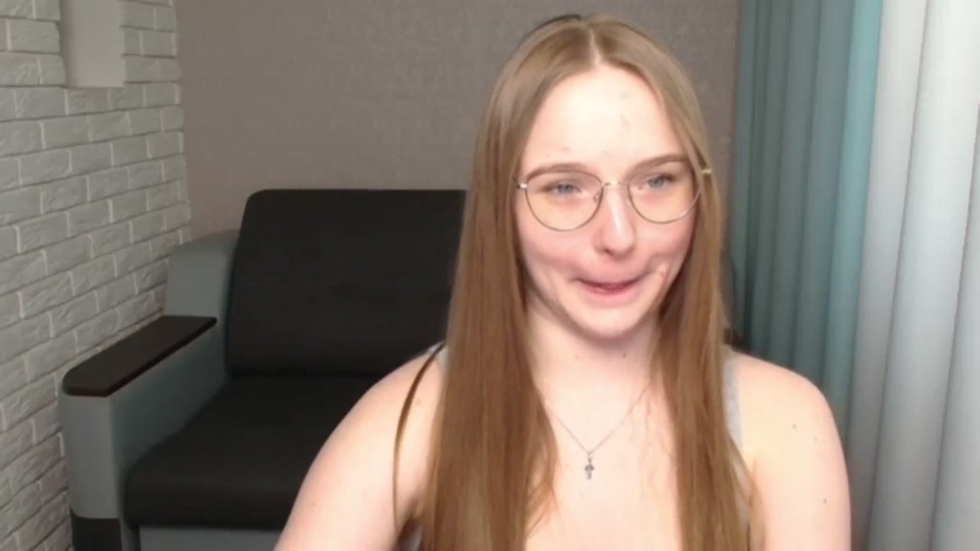 Gallery image thumbnail from Shy_Melany's myfreecams stream on, 05/10/2024, 14:46 image 16 of 20